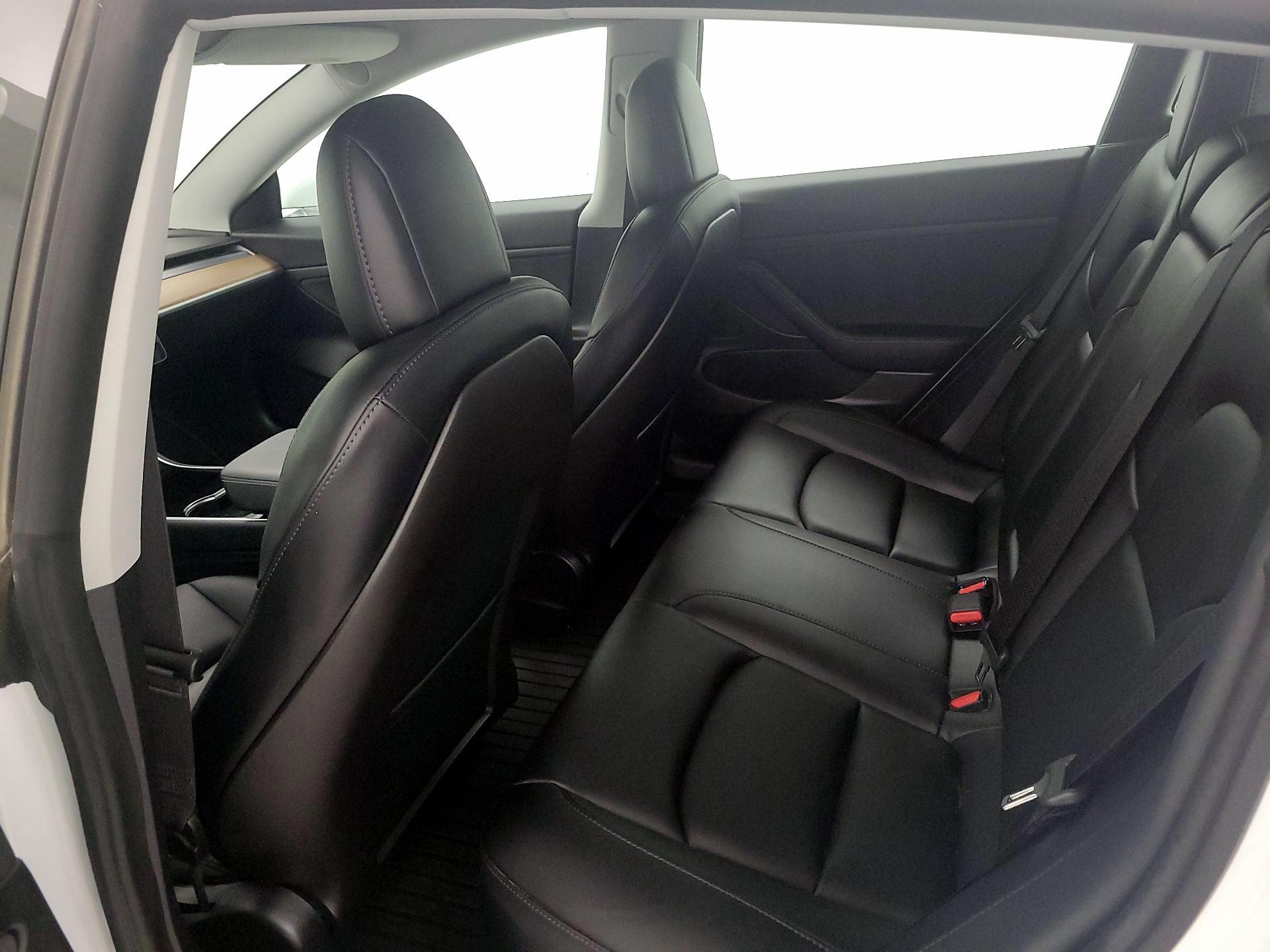Thumbnail: 2020 Tesla Model 3 - 18