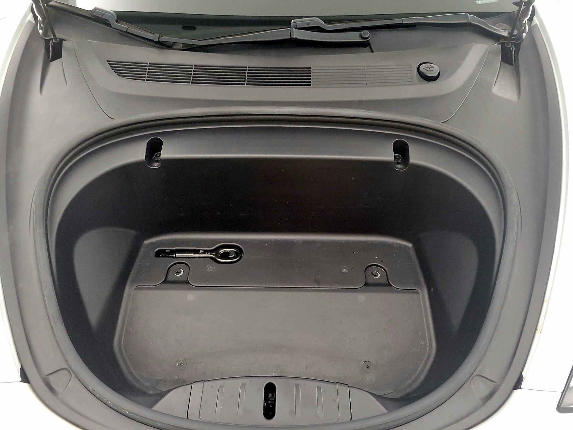 Thumbnail: 2020 Tesla Model 3 - 20