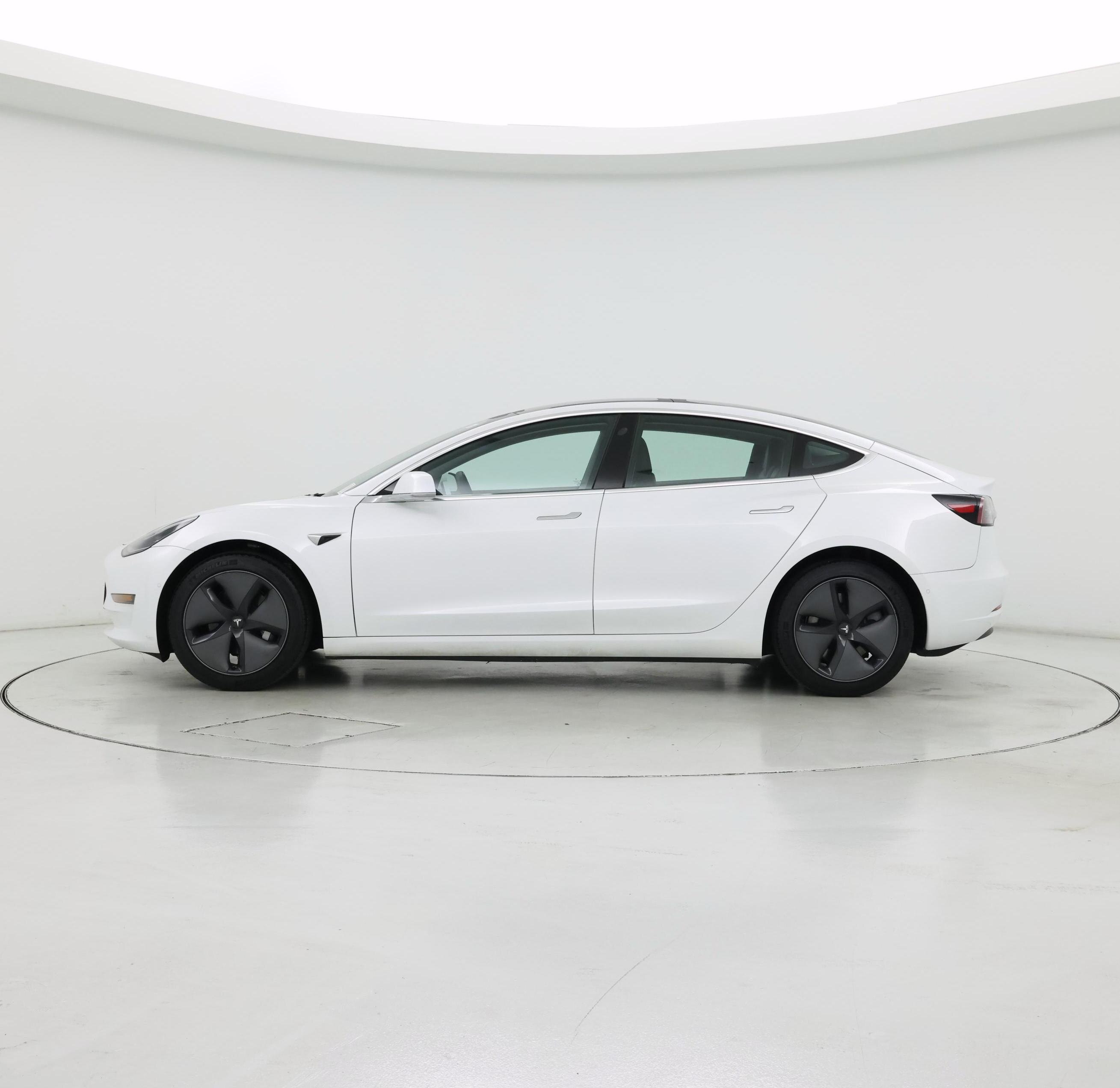 Thumbnail: 2020 Tesla Model 3 - 3