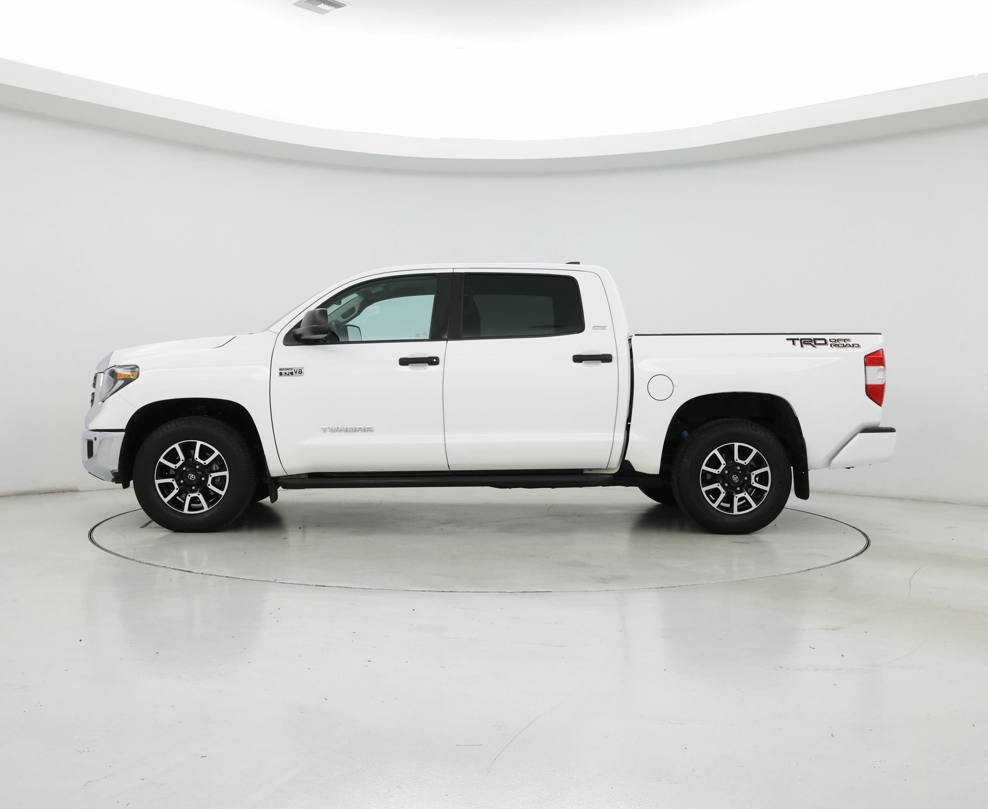 Thumbnail: 2020 Toyota Tundra - 3