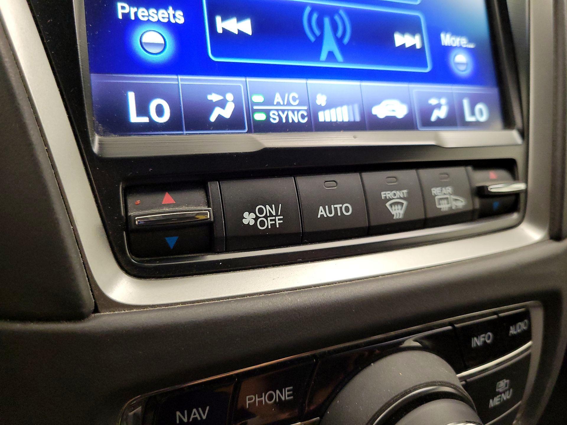 Thumbnail: 2015 Acura RLX - 17
