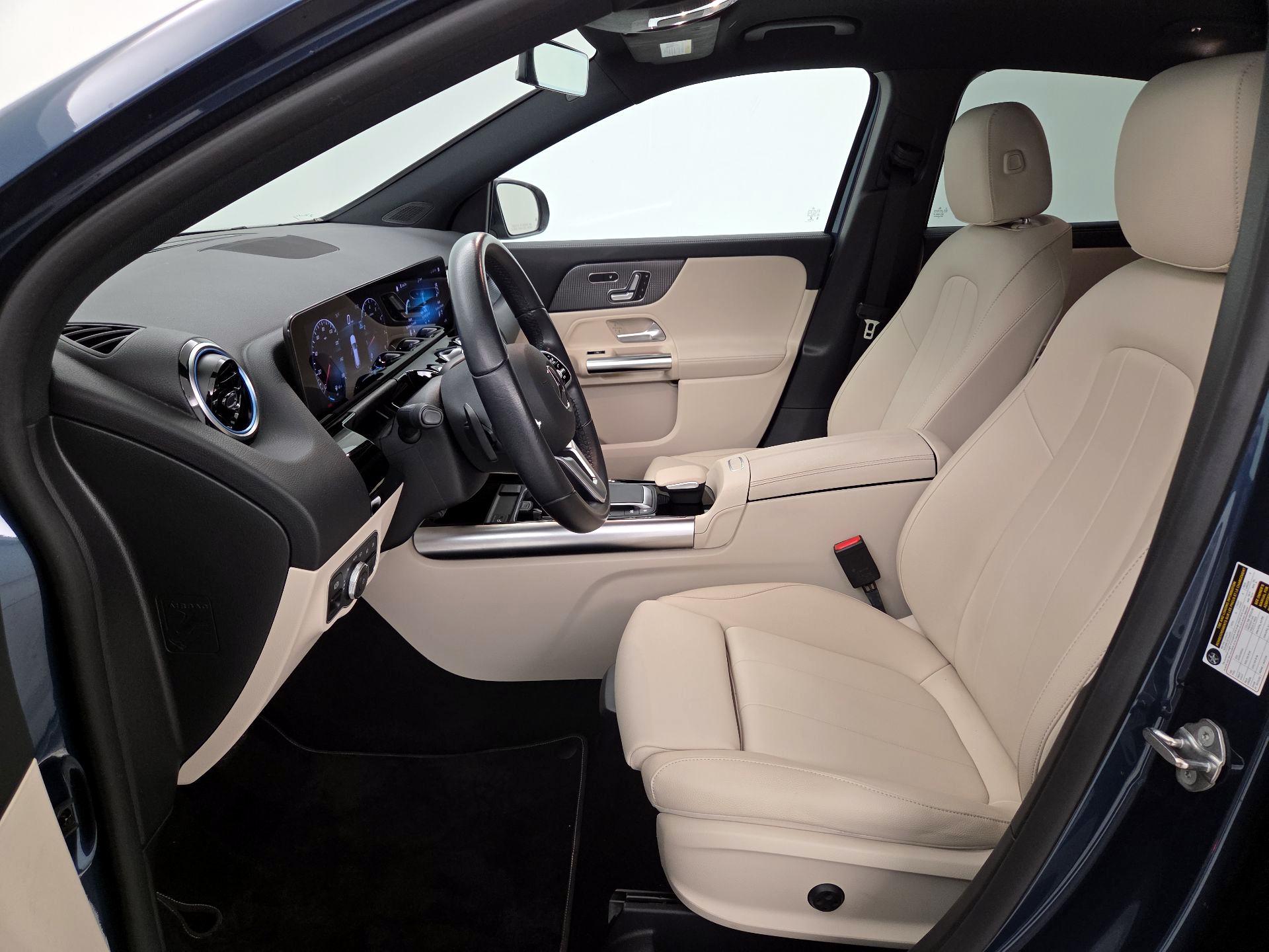 Thumbnail: 2022 Mercedes-Benz GLA - 11