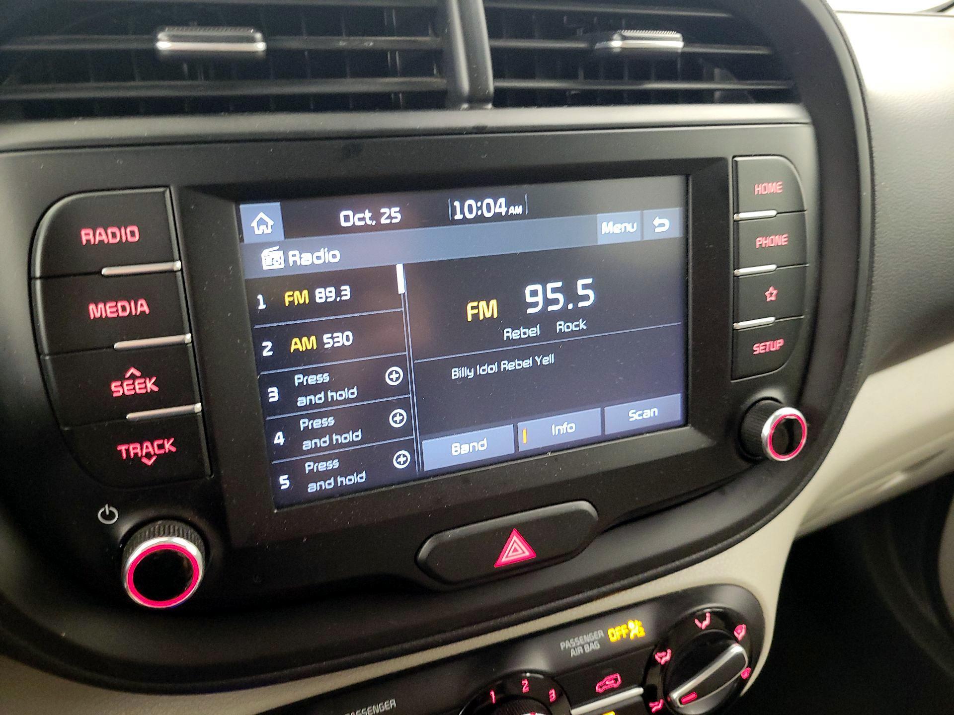 Thumbnail: 2020 Kia Soul - 15