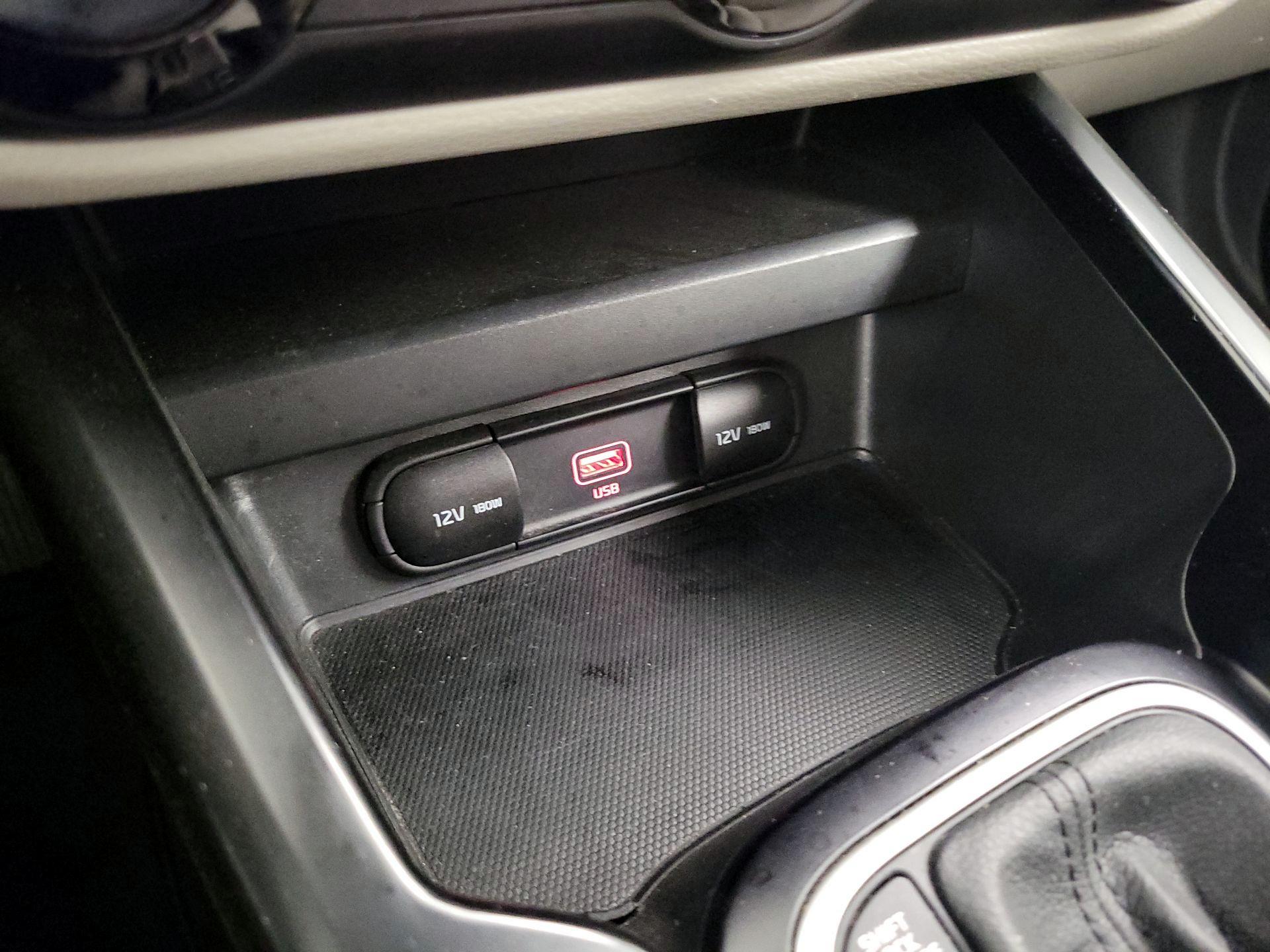 Thumbnail: 2020 Kia Soul - 18