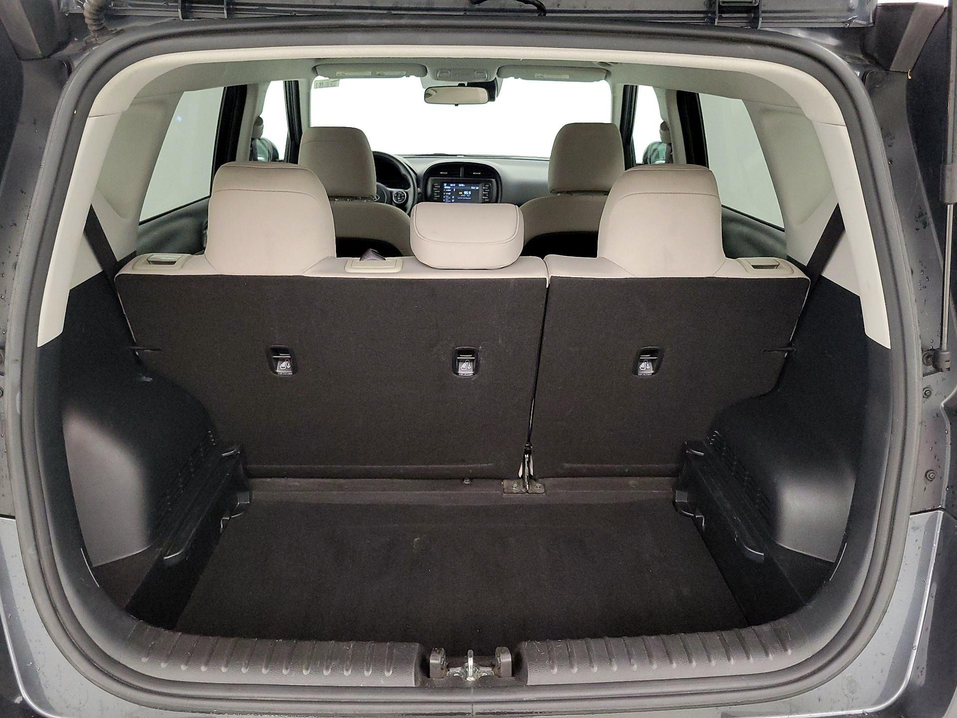 Thumbnail: 2020 Kia Soul - 20