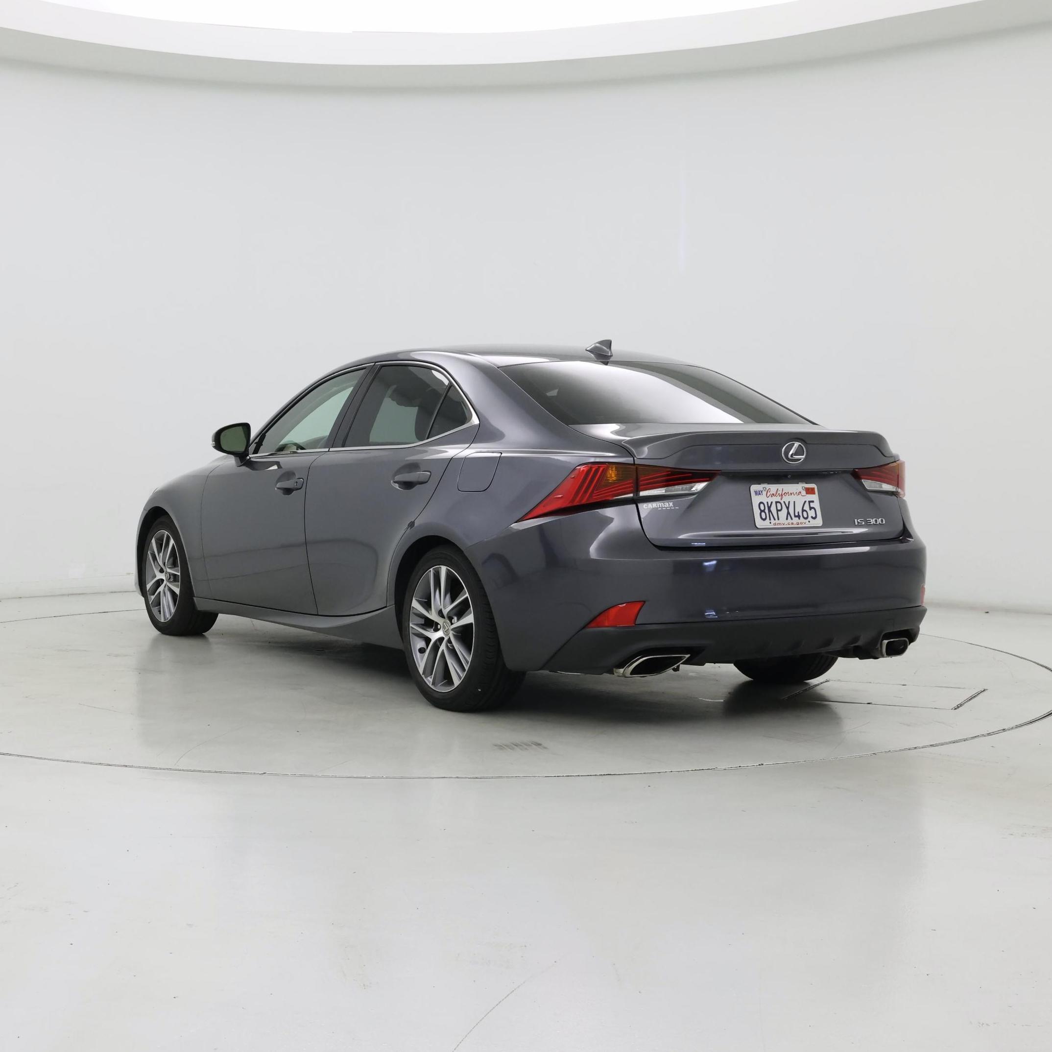 Thumbnail: 2019 Lexus IS - 2