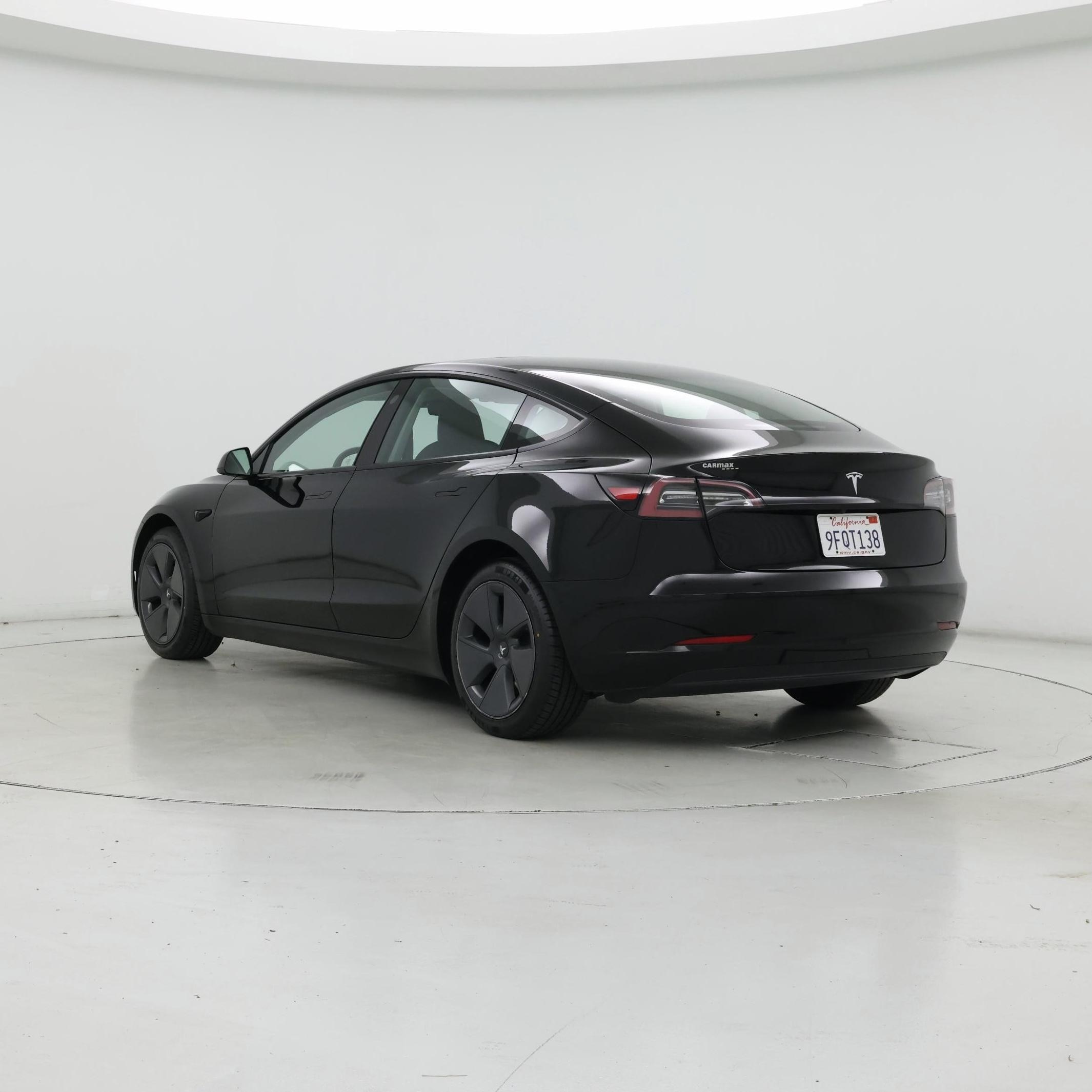 Thumbnail: 2023 Tesla Model 3 - 2