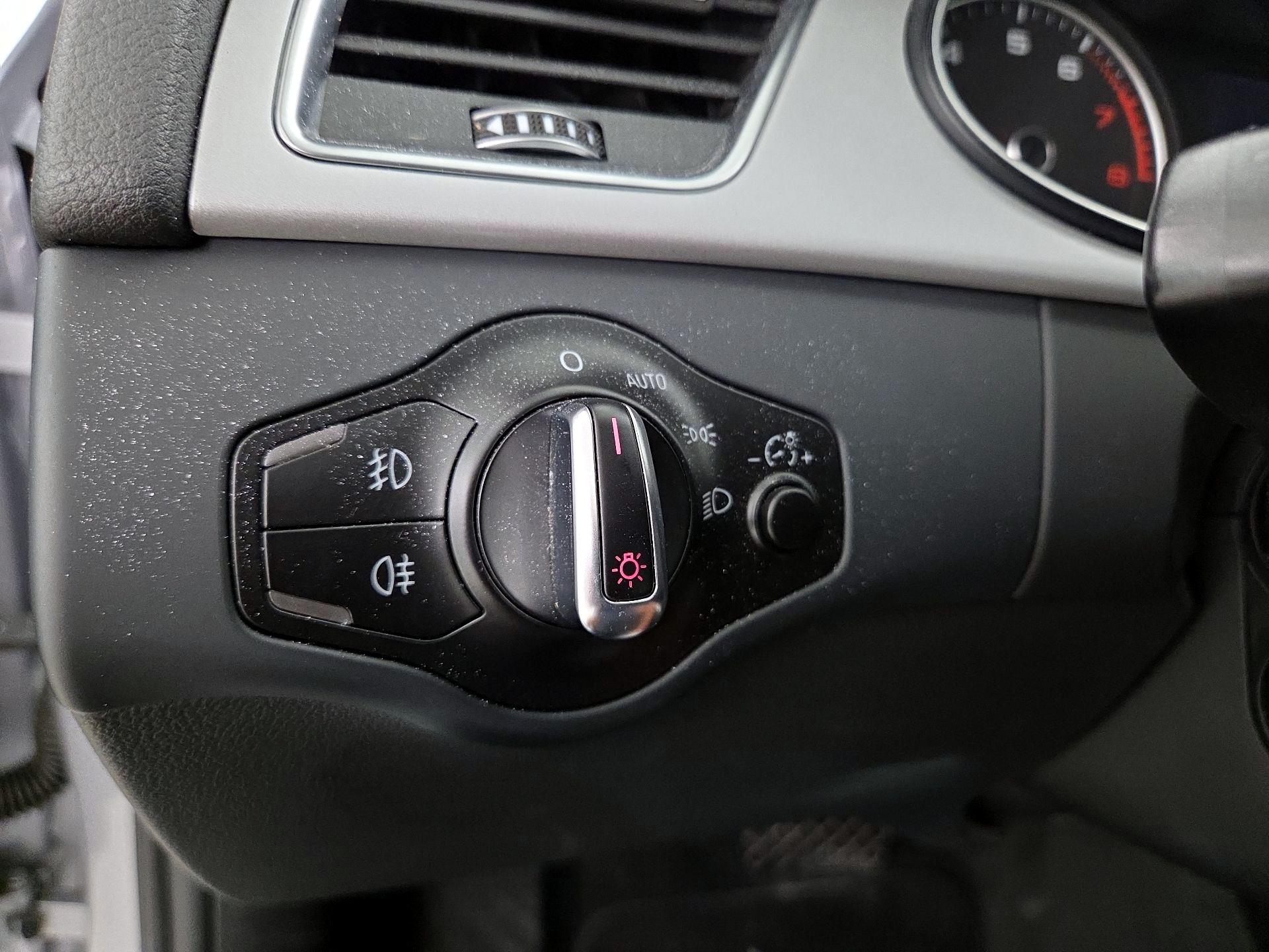 Thumbnail: 2015 Audi A4 - 13