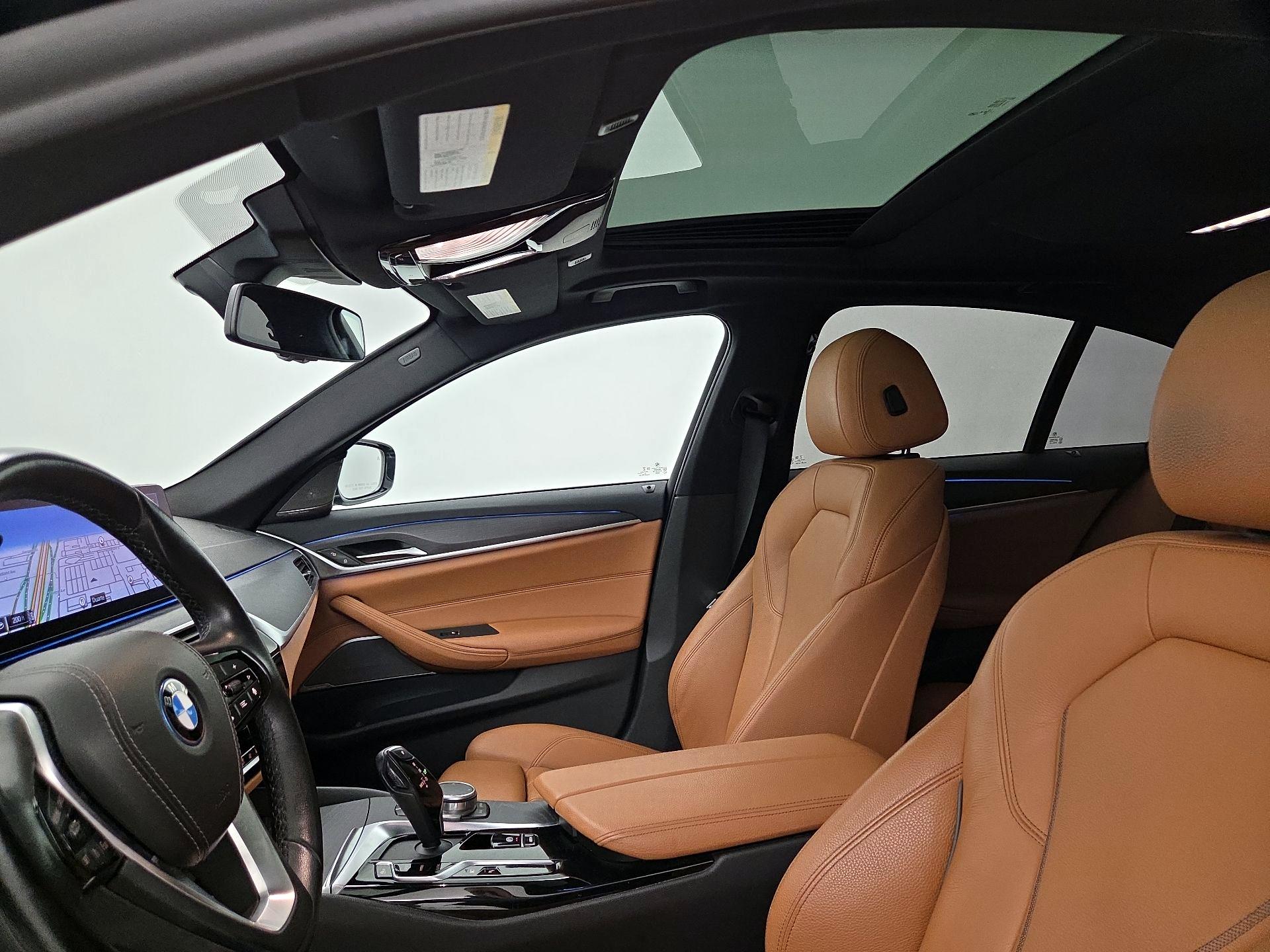 Thumbnail: 2022 BMW 5 Series - 20