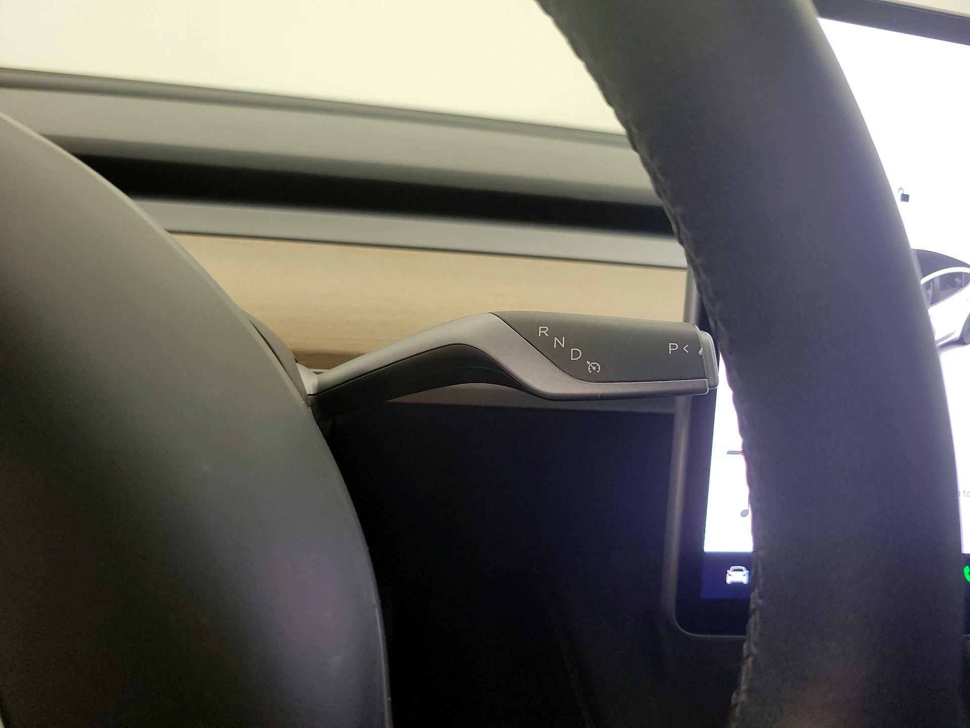 Thumbnail: 2023 Tesla Model 3 - 17