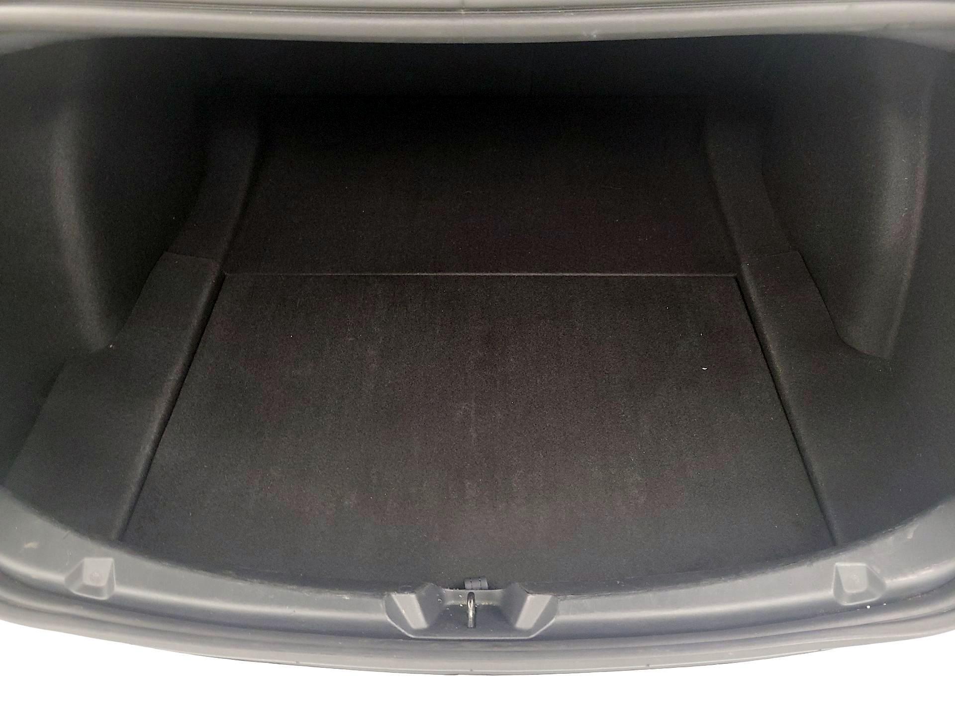 Thumbnail: 2023 Tesla Model 3 - 19