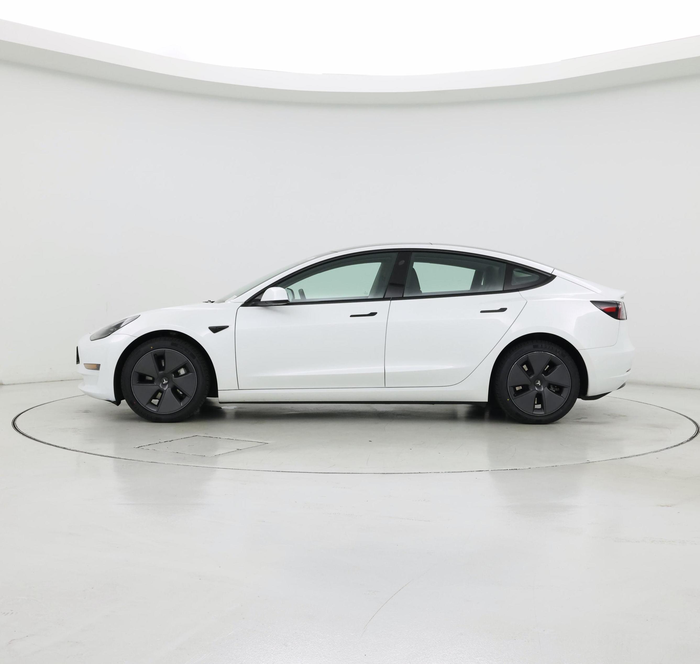 Thumbnail: 2023 Tesla Model 3 - 3