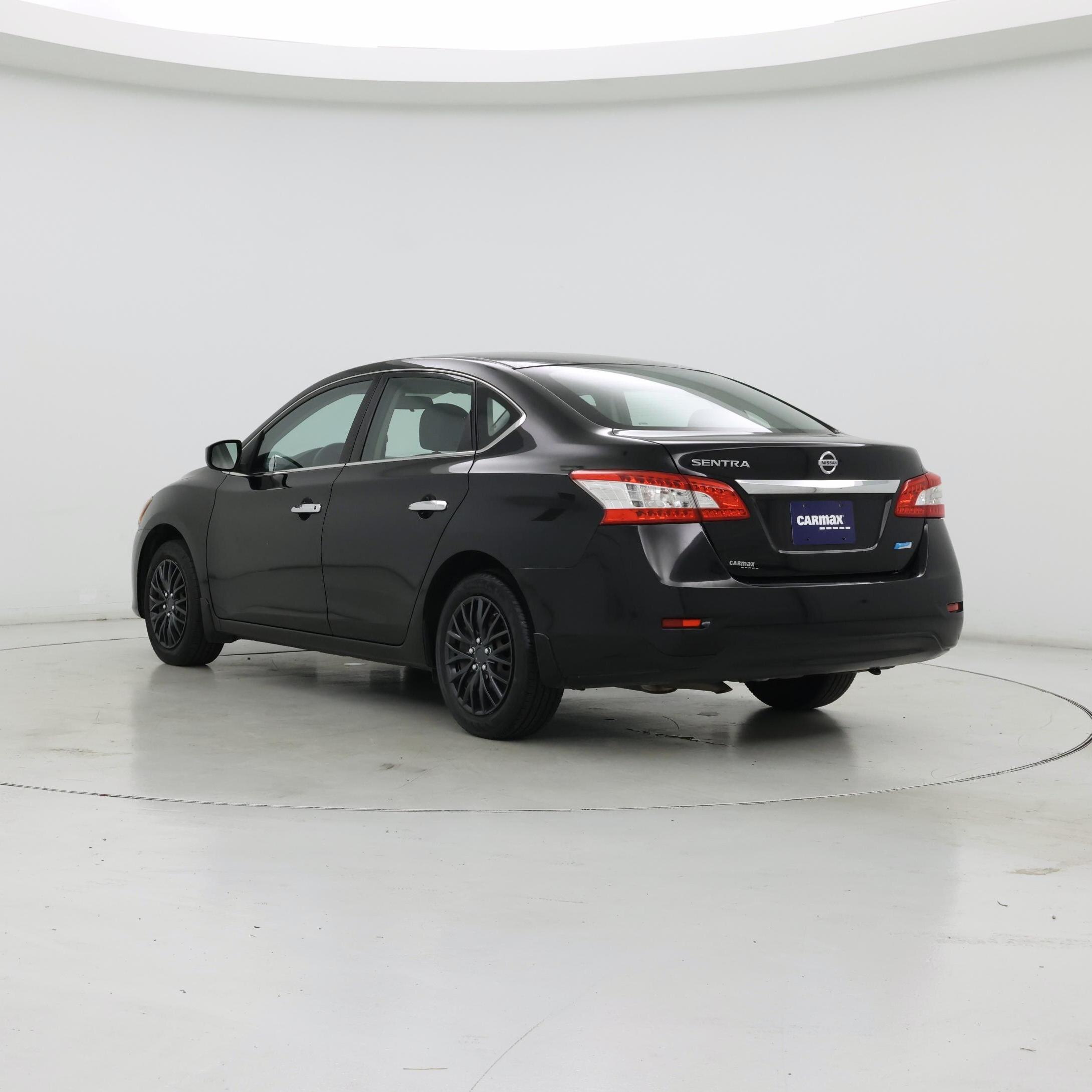 Thumbnail: 2014 Nissan Sentra - 2
