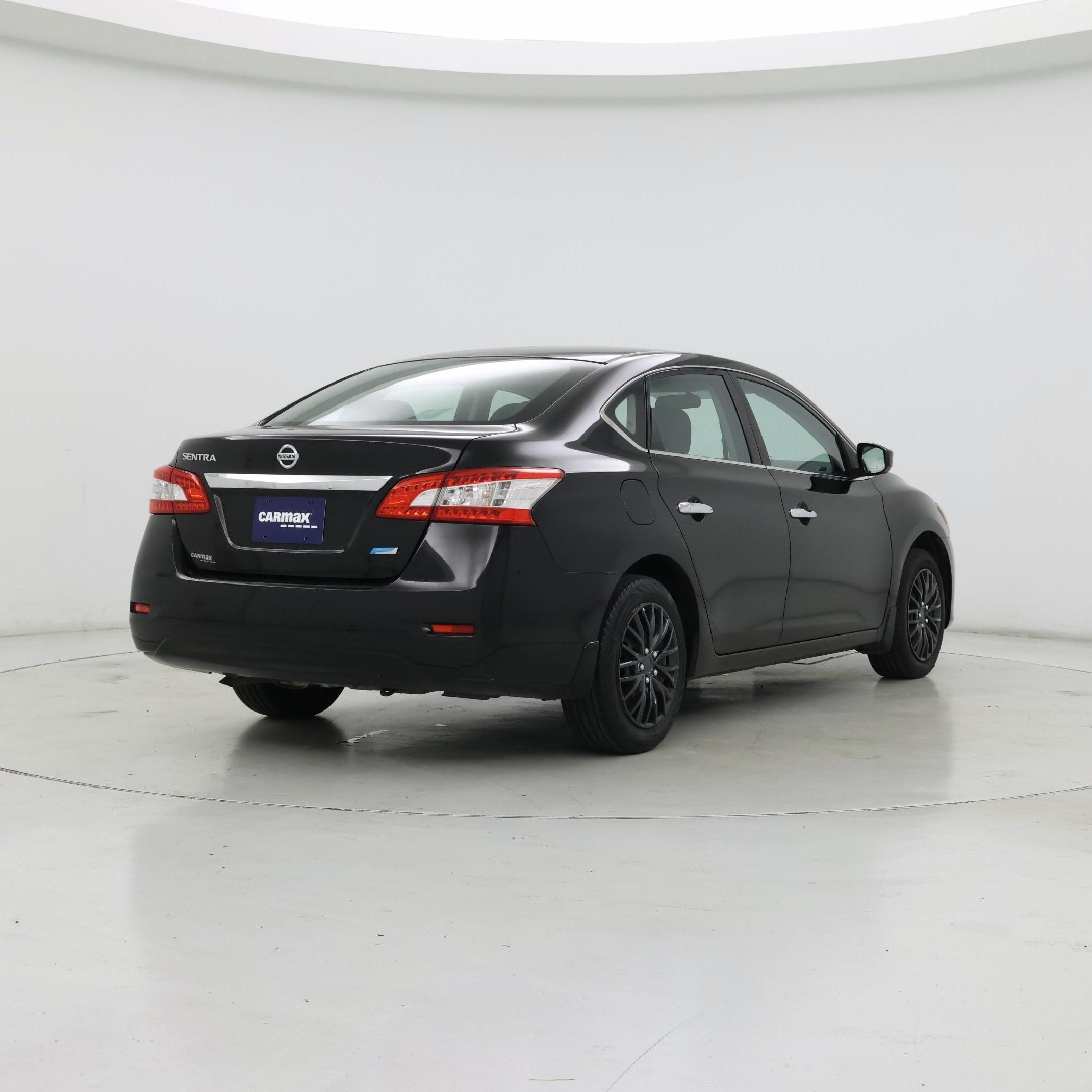 Thumbnail: 2014 Nissan Sentra - 8