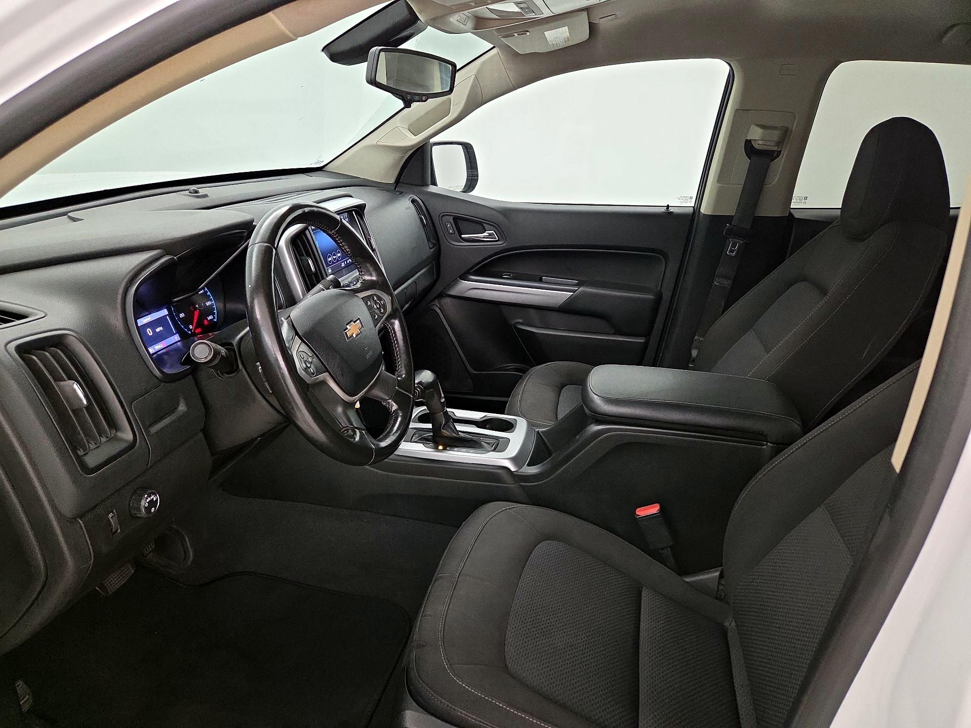 Thumbnail: 2019 Chevrolet Colorado - 11