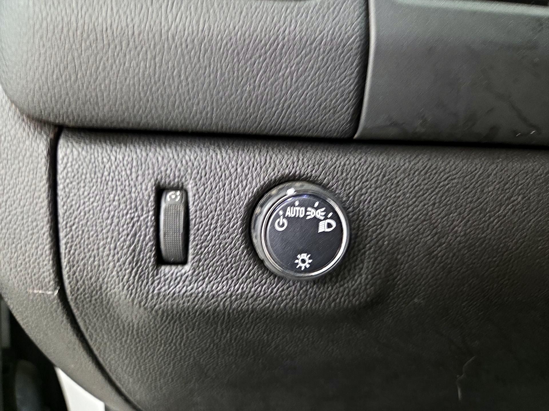 Thumbnail: 2019 Chevrolet Colorado - 13