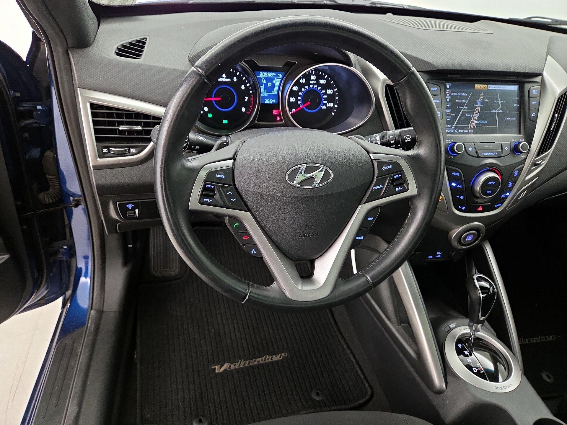 Thumbnail: 2017 Hyundai Veloster - 10