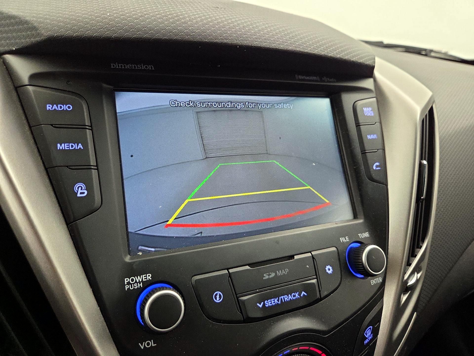 Thumbnail: 2017 Hyundai Veloster - 15