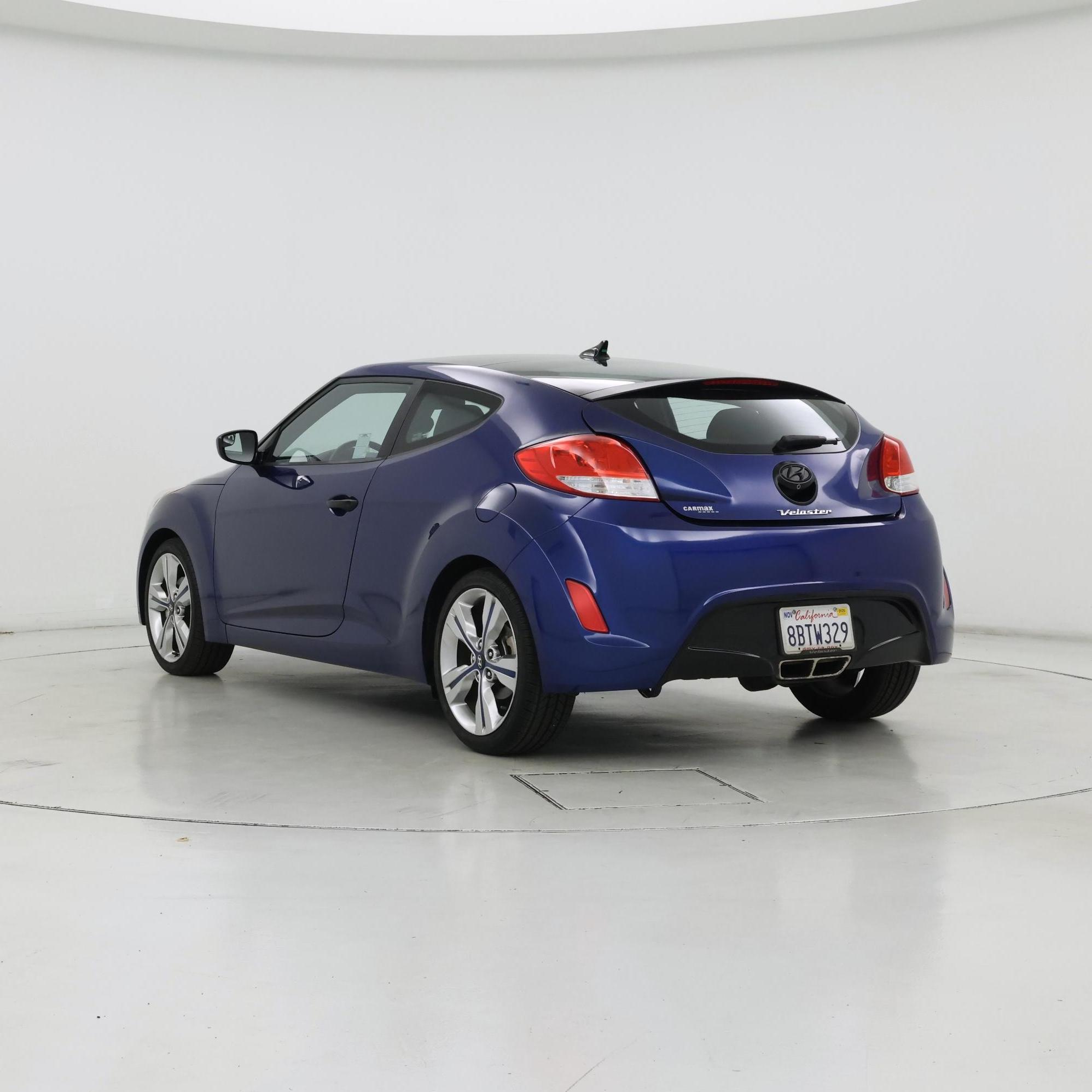 Thumbnail: 2017 Hyundai Veloster - 2