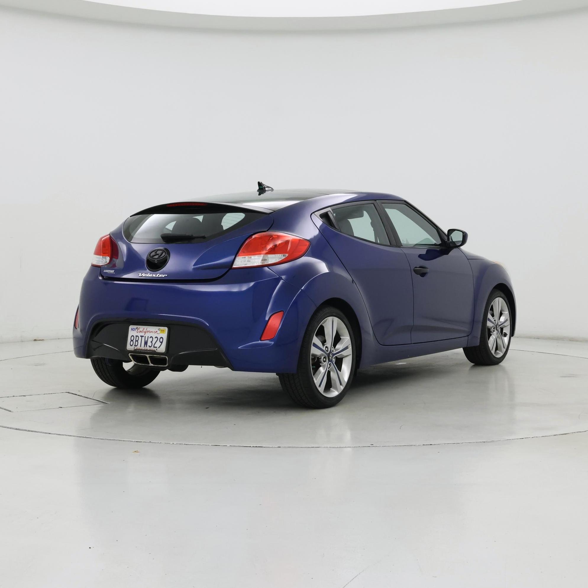 Thumbnail: 2017 Hyundai Veloster - 8