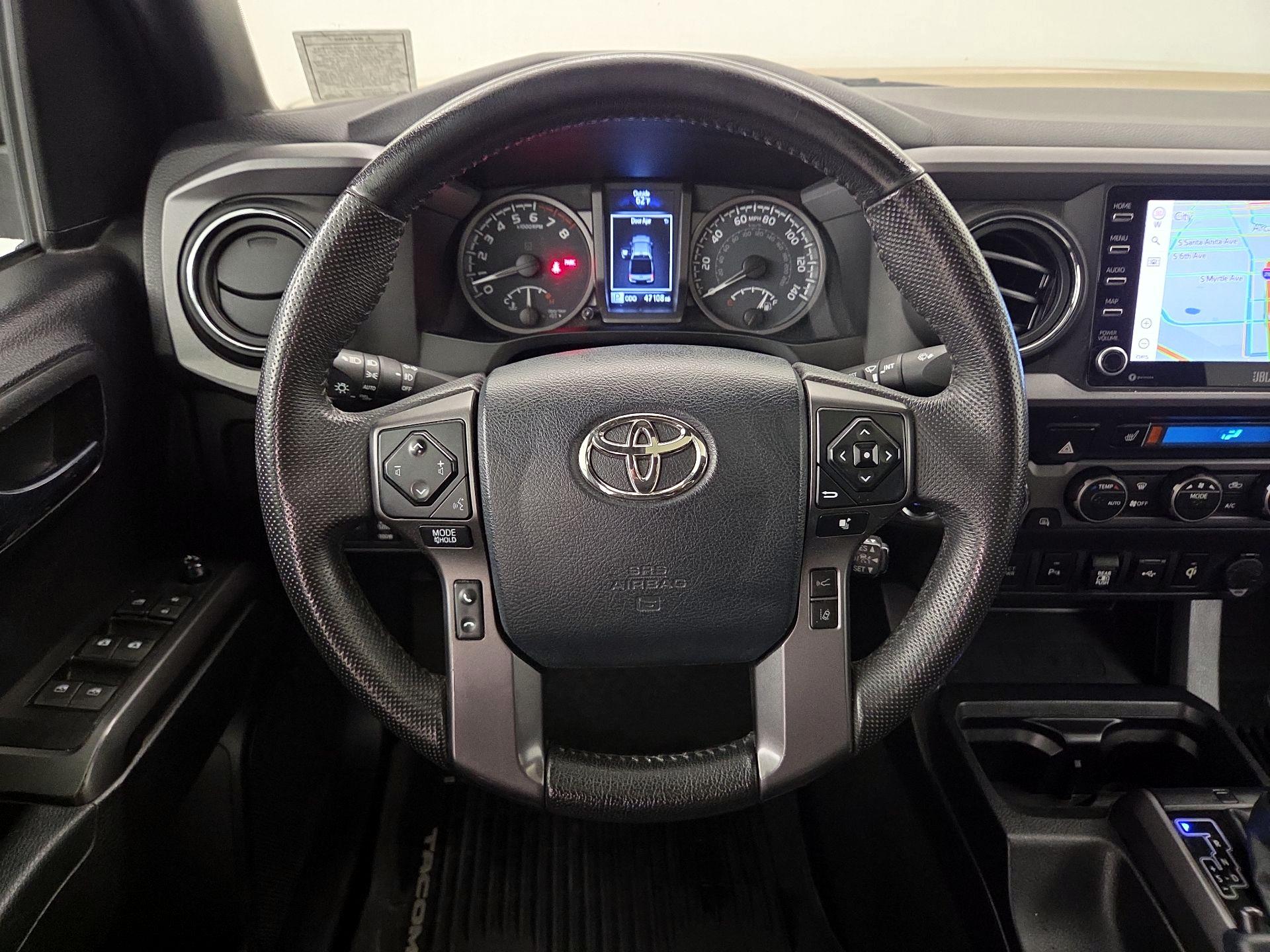 Thumbnail: 2020 Toyota Tacoma - 10