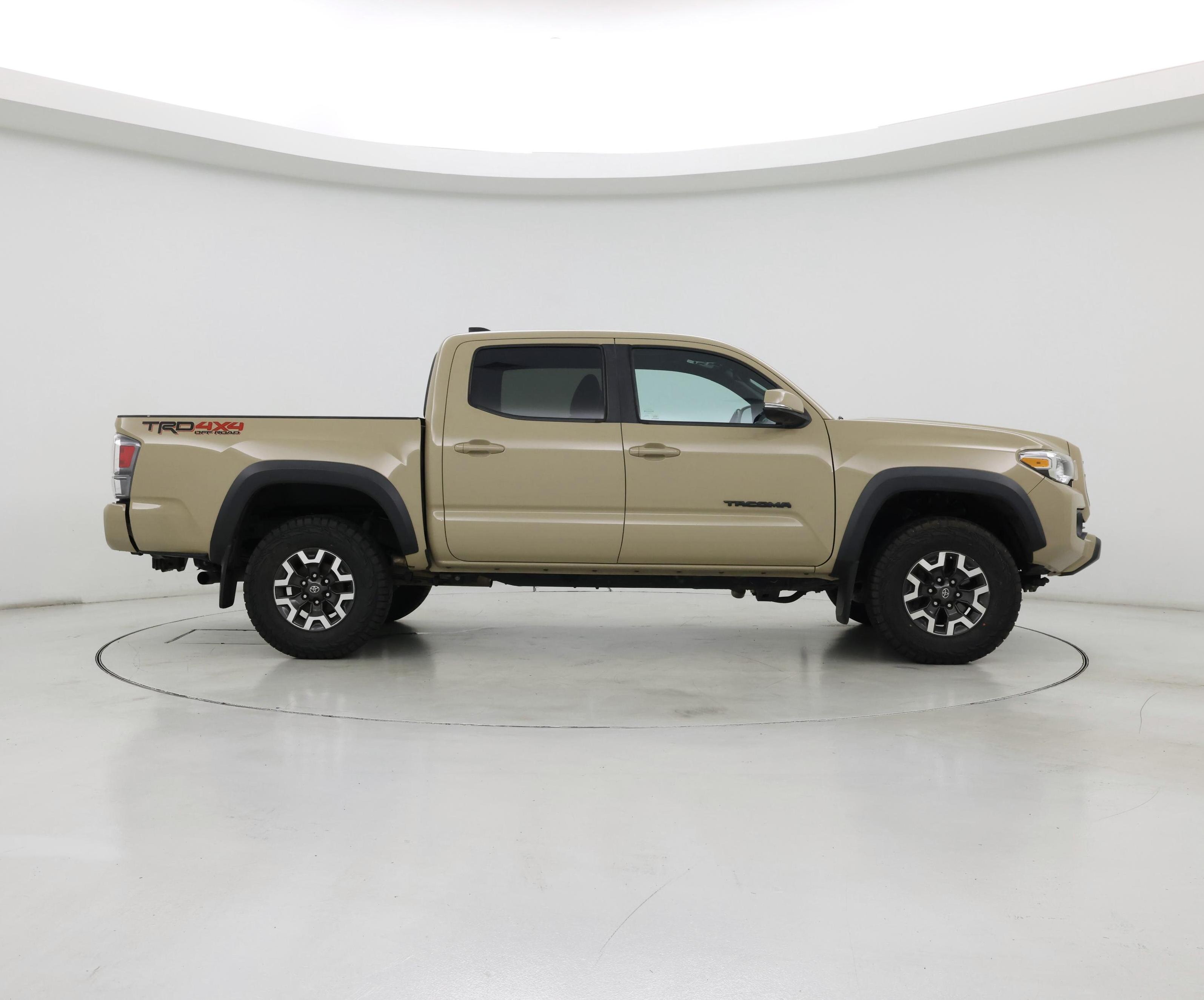 Thumbnail: 2020 Toyota Tacoma - 7