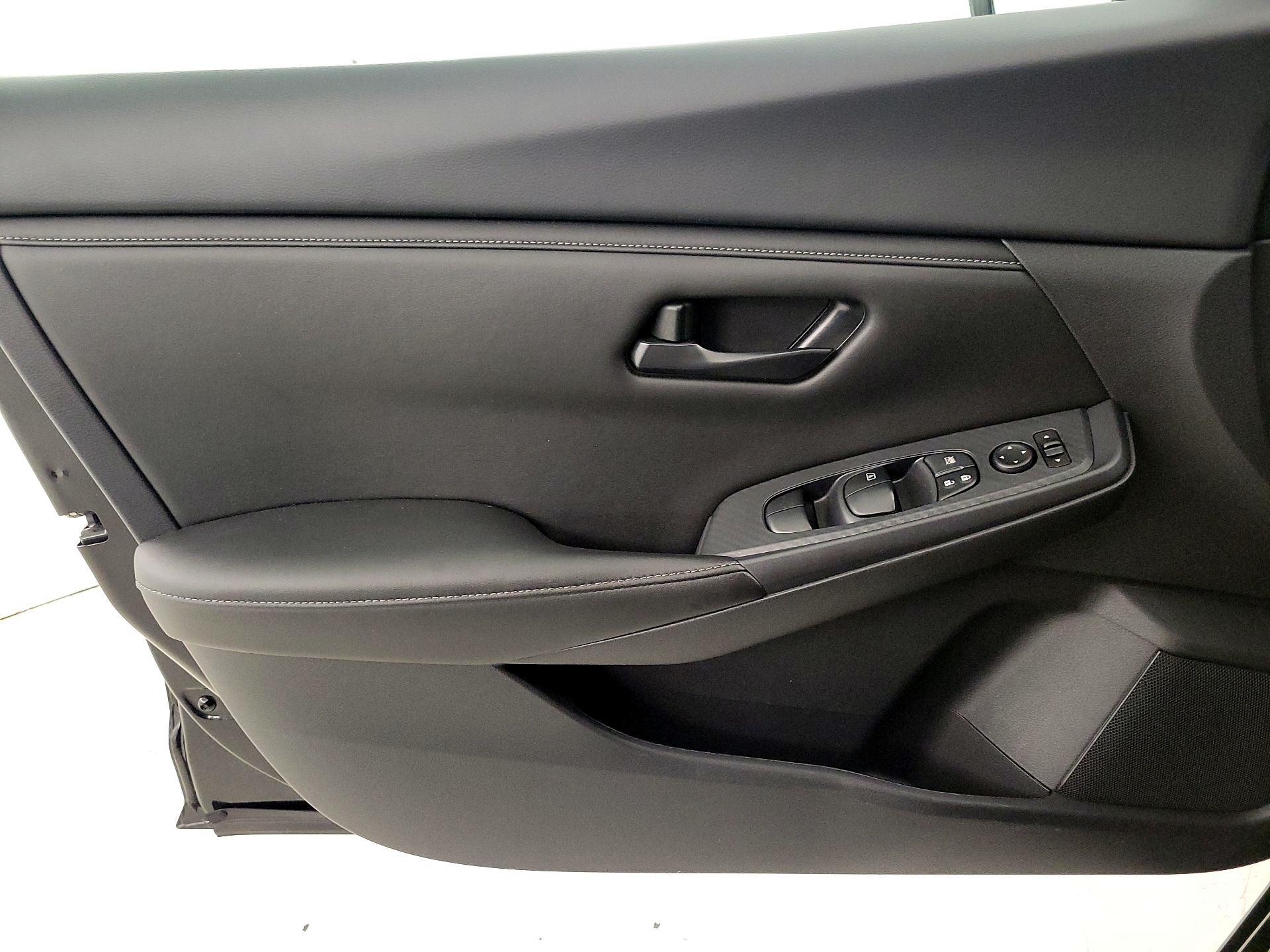 Thumbnail: 2024 Nissan Sentra - 12