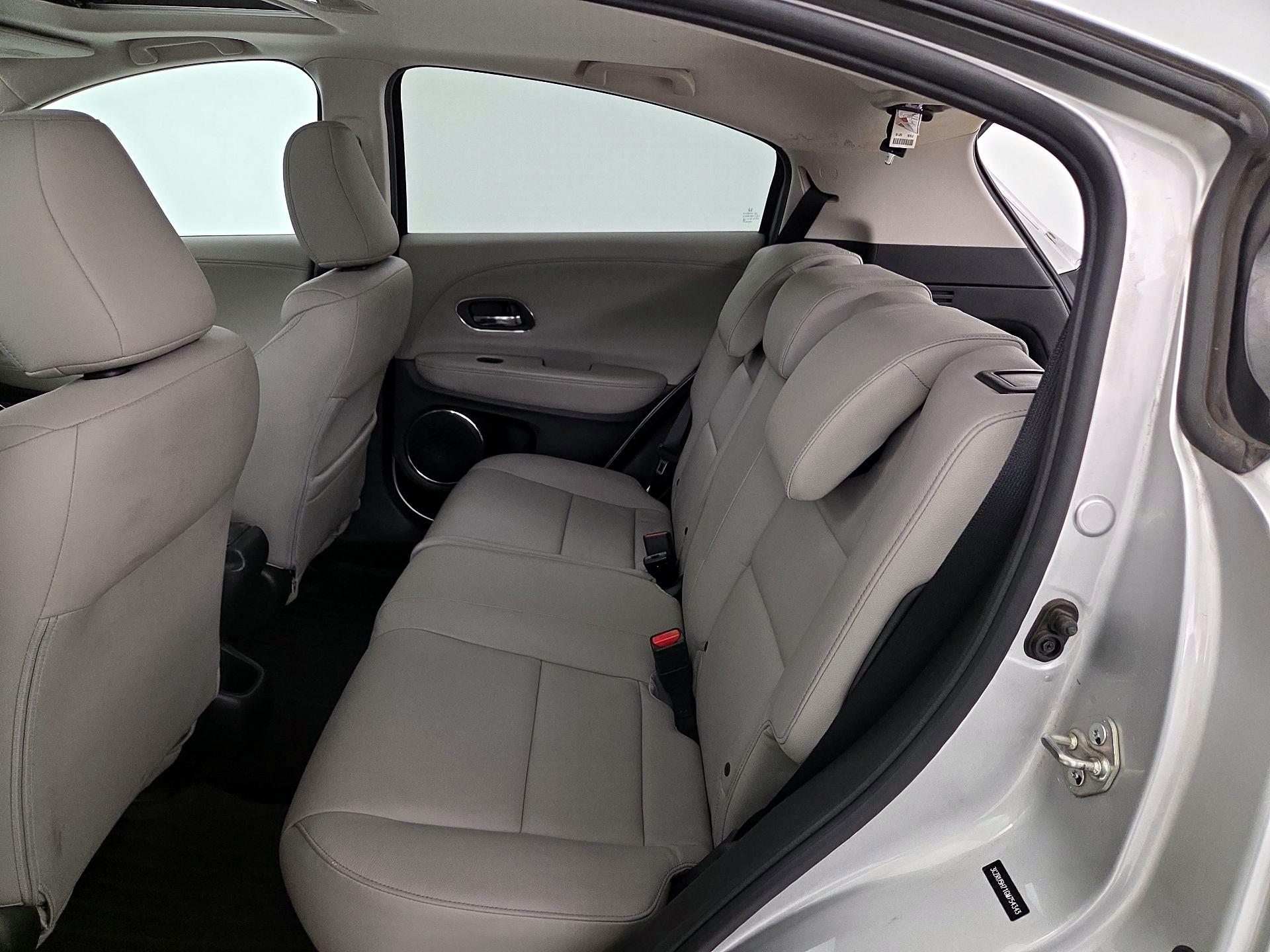 Thumbnail: 2016 Honda HR-V - 20