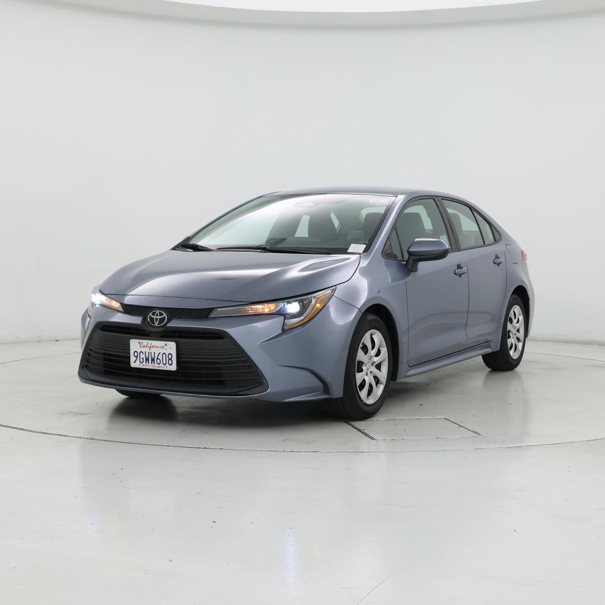Thumbnail: 2023 Toyota Corolla - 4
