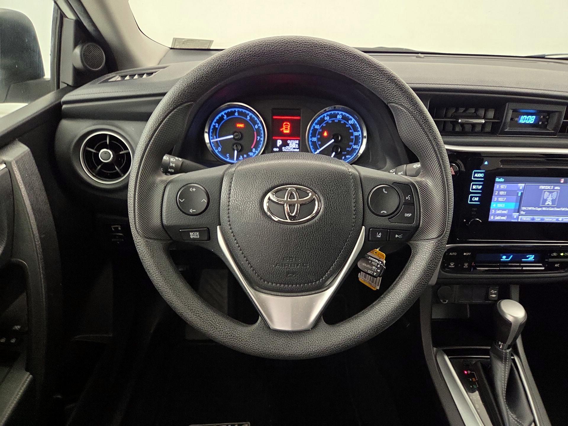 Thumbnail: 2017 Toyota Corolla - 10