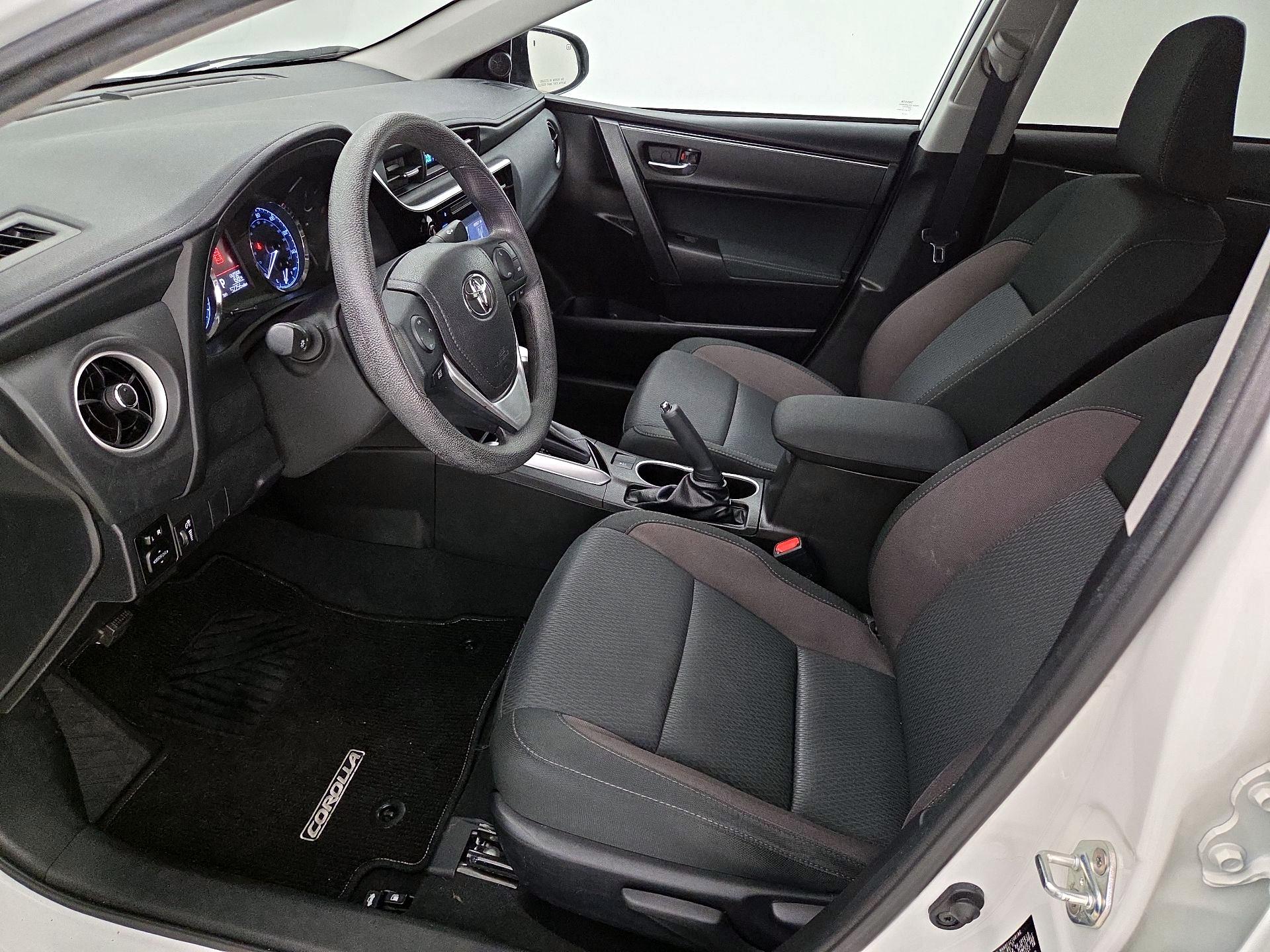 Thumbnail: 2017 Toyota Corolla - 11