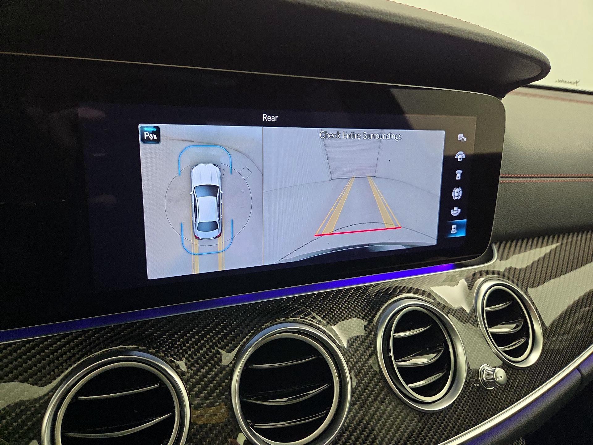 Thumbnail: 2022 Mercedes-Benz E-Class - 15