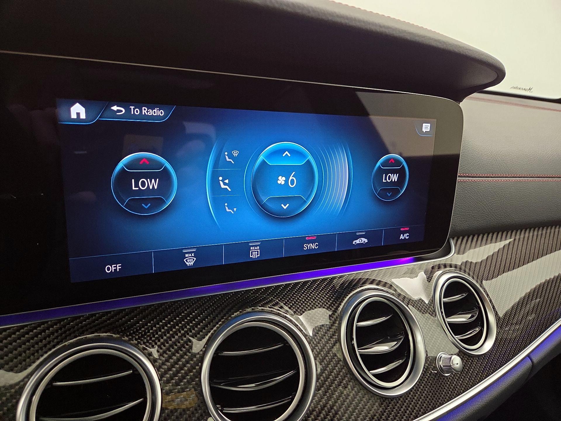 Thumbnail: 2022 Mercedes-Benz E-Class - 17