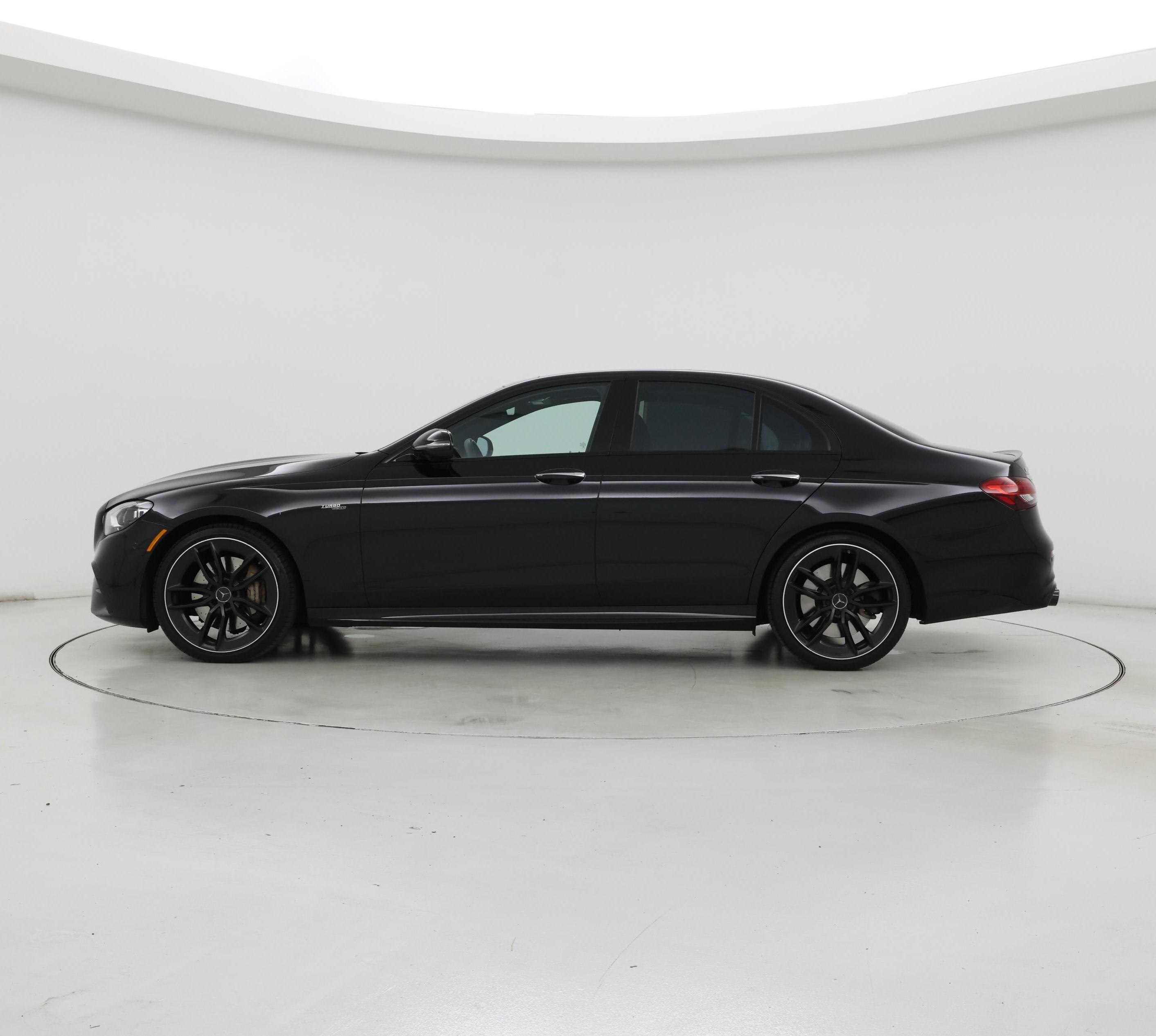 Thumbnail: 2022 Mercedes-Benz E-Class - 3