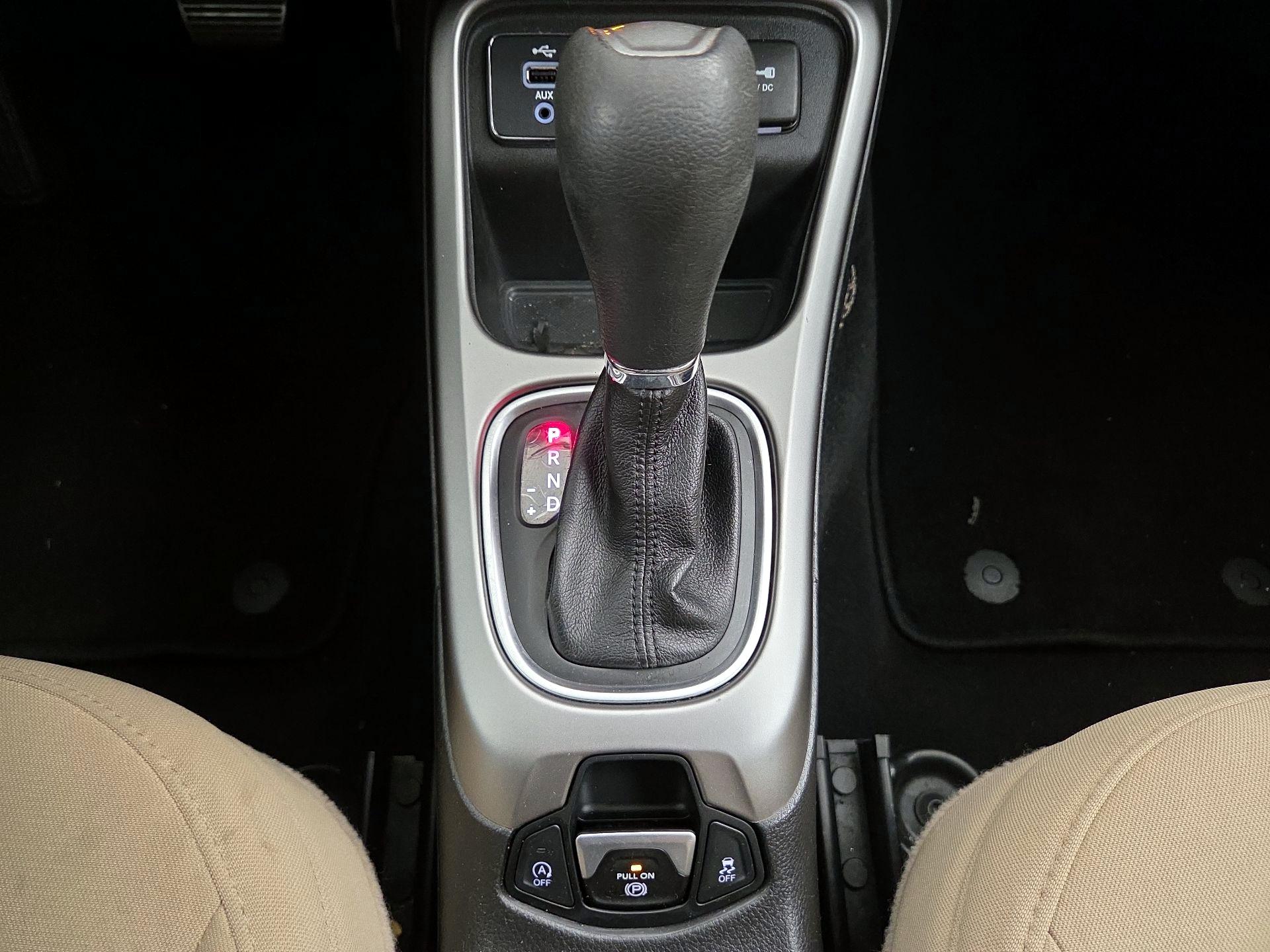 Thumbnail: 2018 Jeep Compass - 17