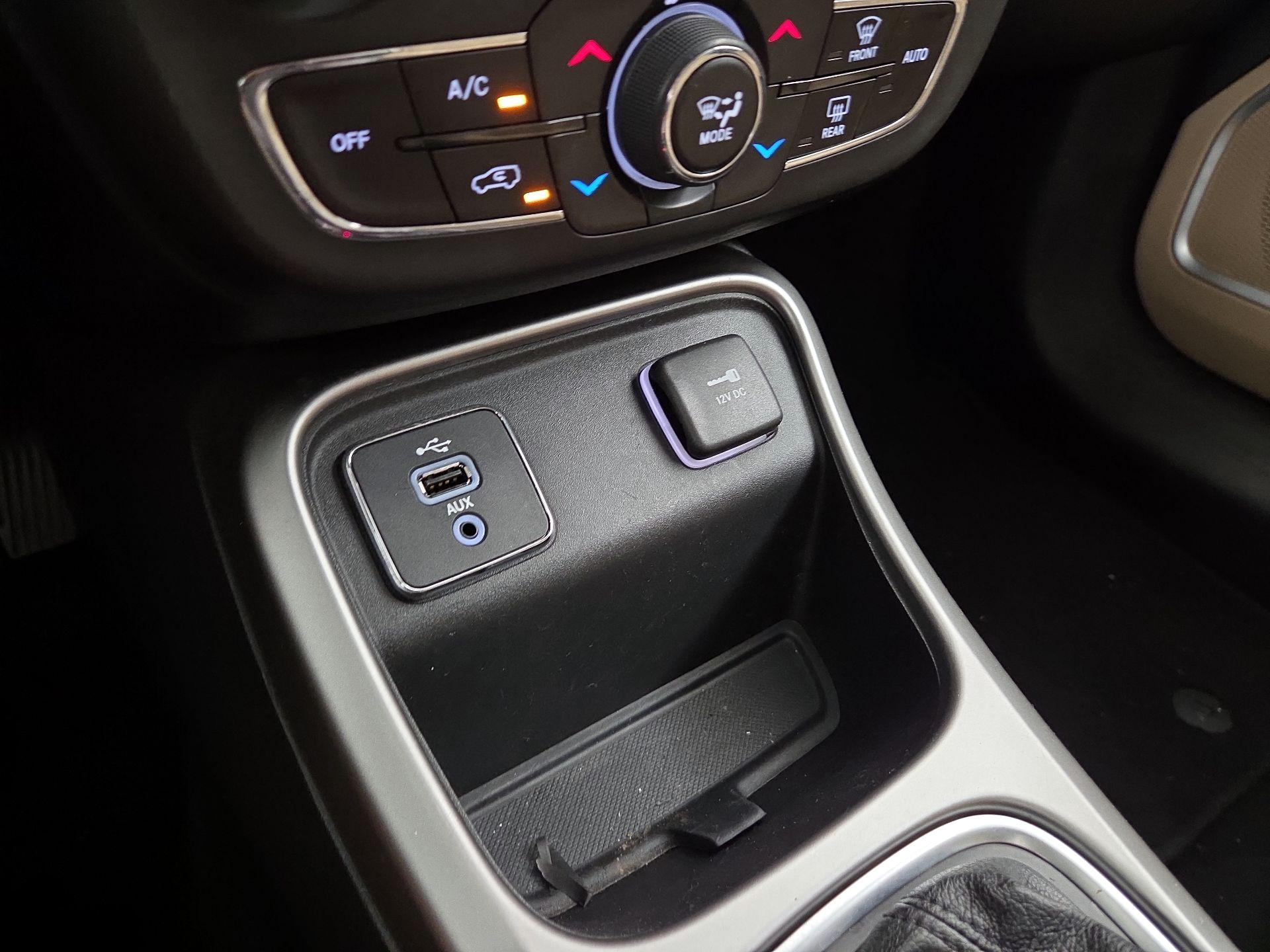 Thumbnail: 2018 Jeep Compass - 18