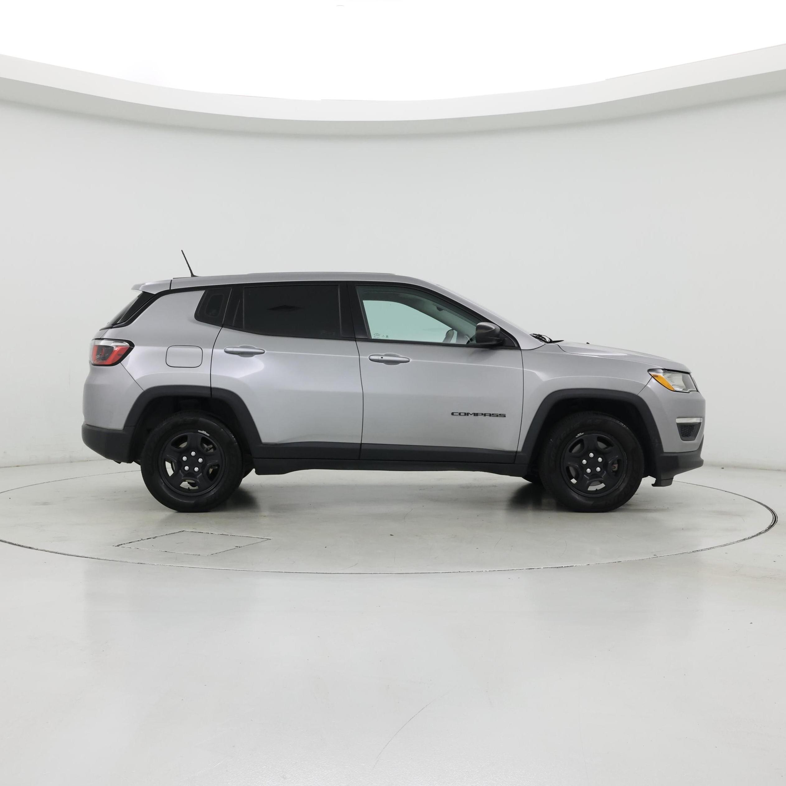 Thumbnail: 2018 Jeep Compass - 7