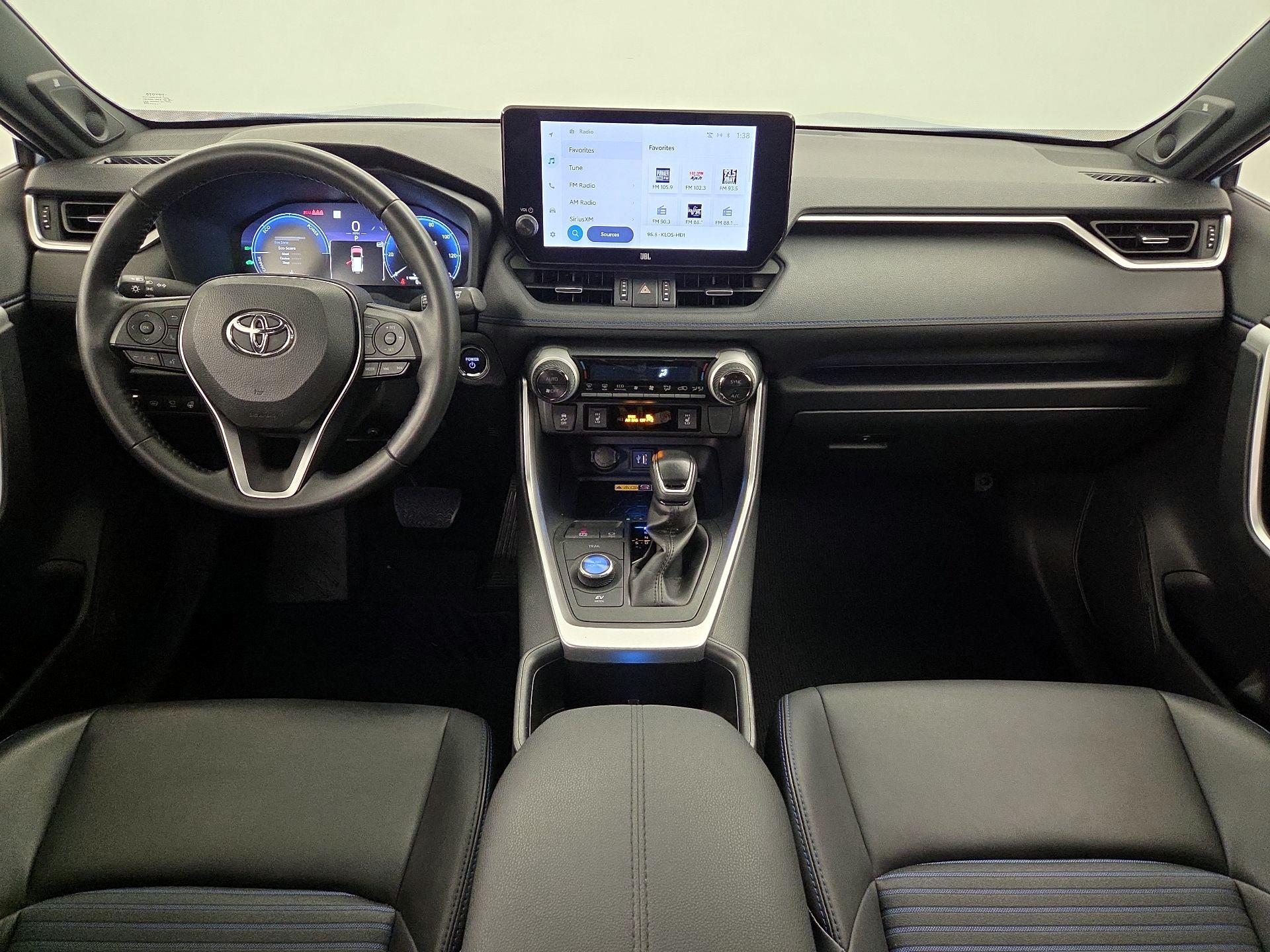 Thumbnail: 2023 Toyota RAV4 - 9