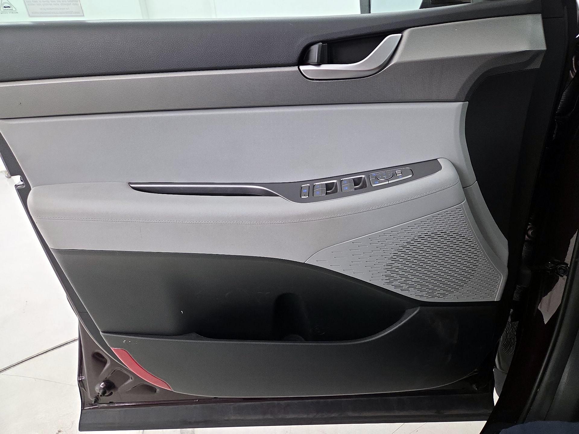 Thumbnail: 2022 Hyundai Palisade - 12