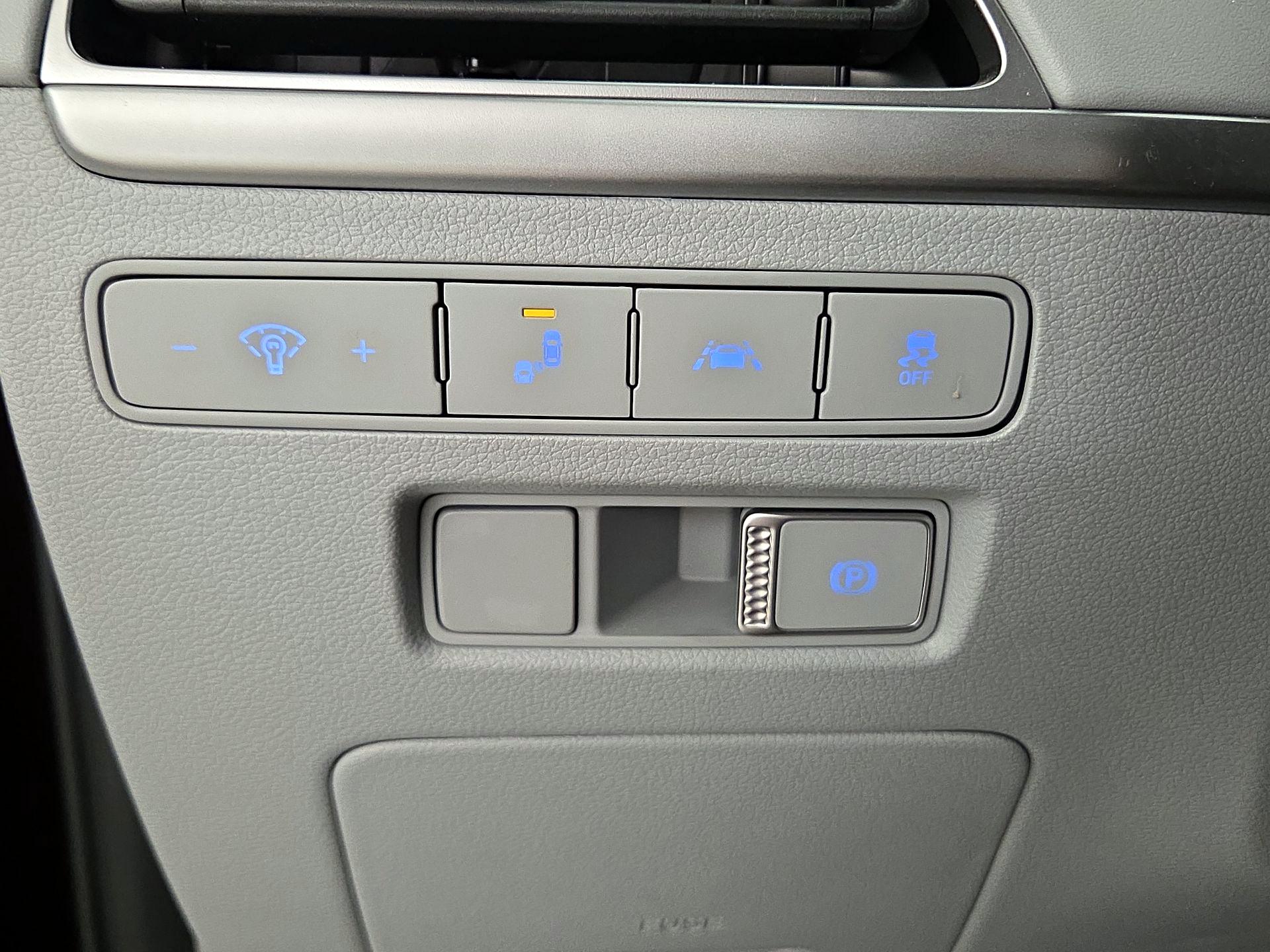 Thumbnail: 2022 Hyundai Palisade - 13