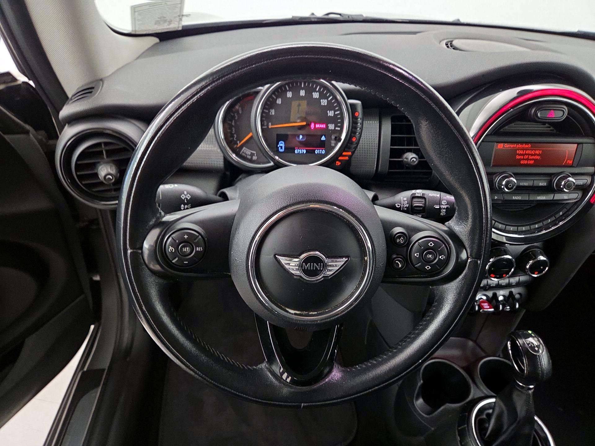 Thumbnail: 2015 MINI Cooper Hardtop - 10