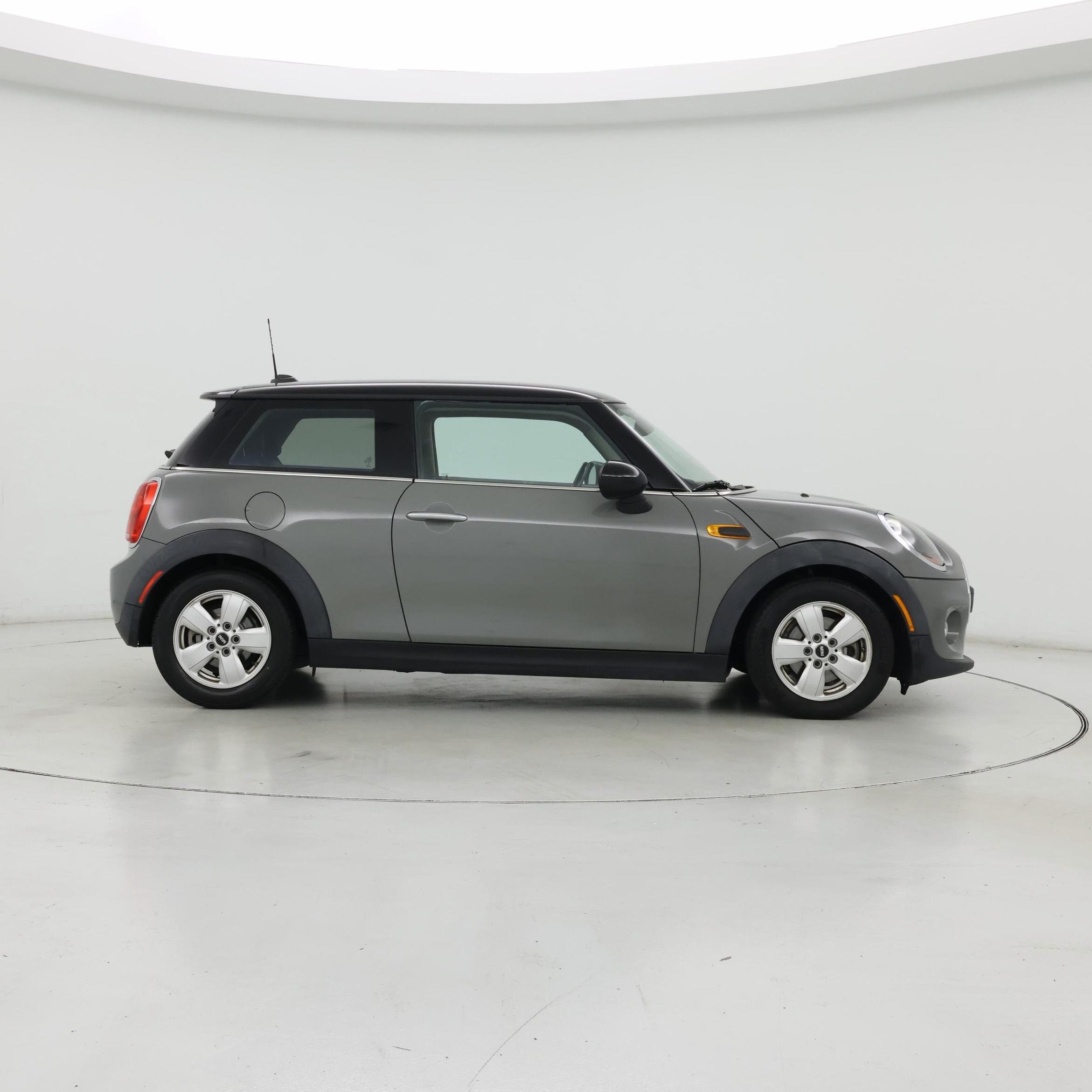 Thumbnail: 2015 MINI Cooper Hardtop - 7