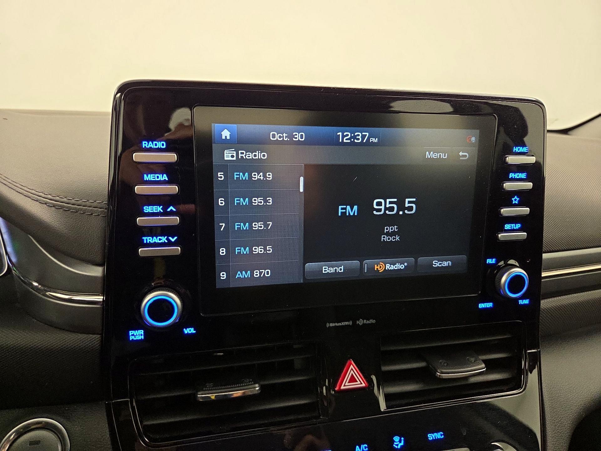 Thumbnail: 2020 Hyundai Ioniq - 15