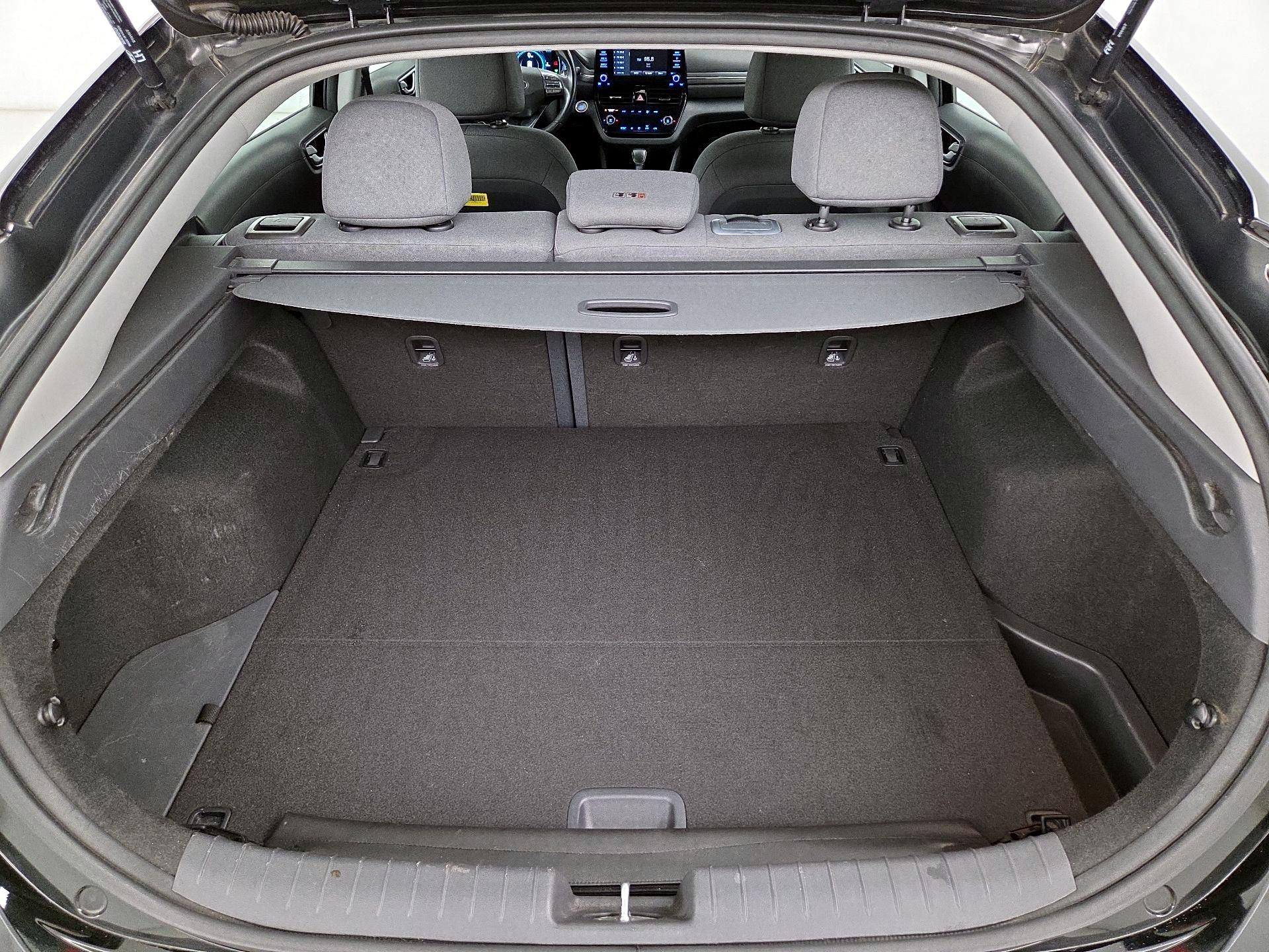 Thumbnail: 2020 Hyundai Ioniq - 20