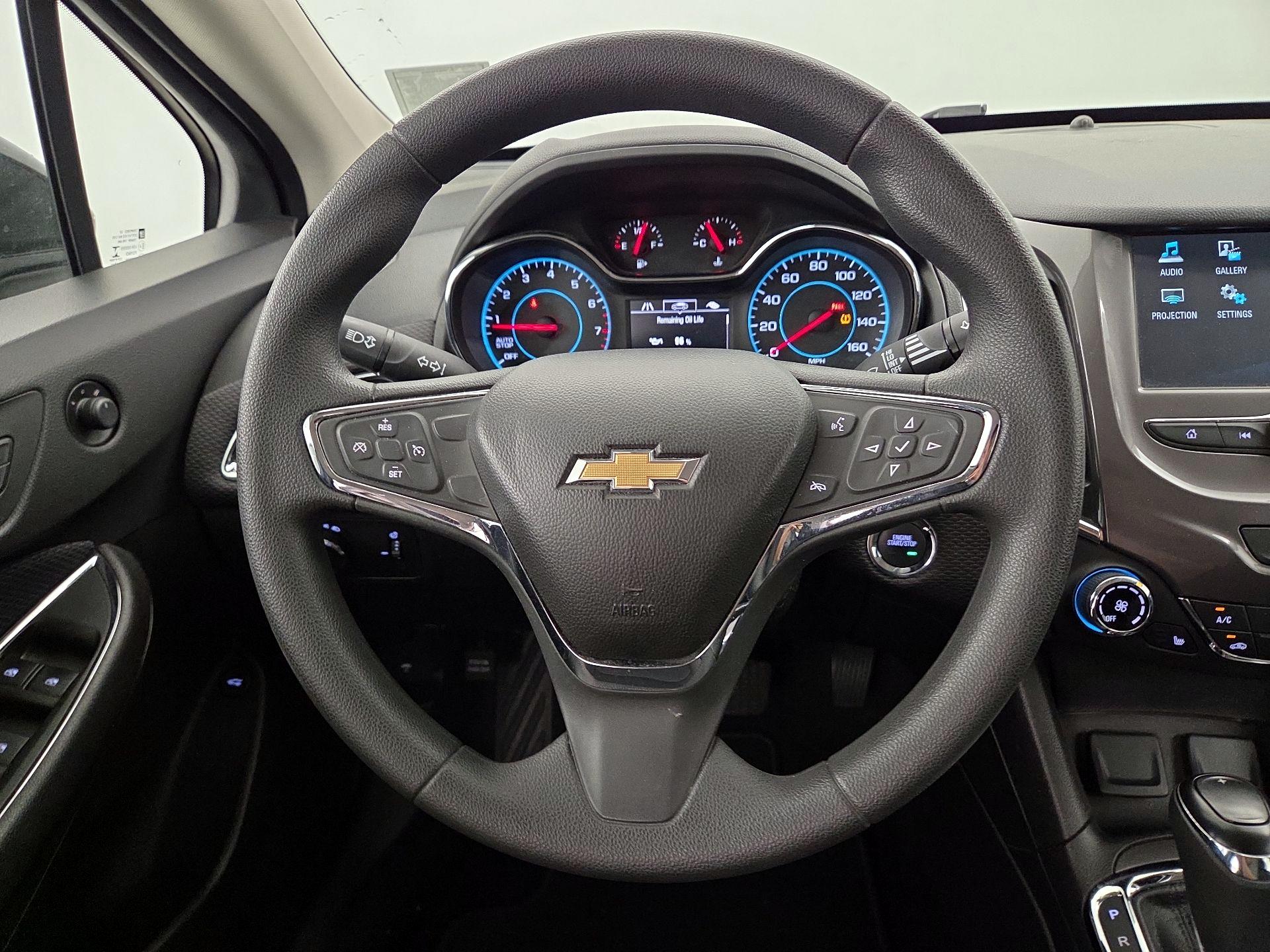 Thumbnail: 2016 Chevrolet Cruze - 10