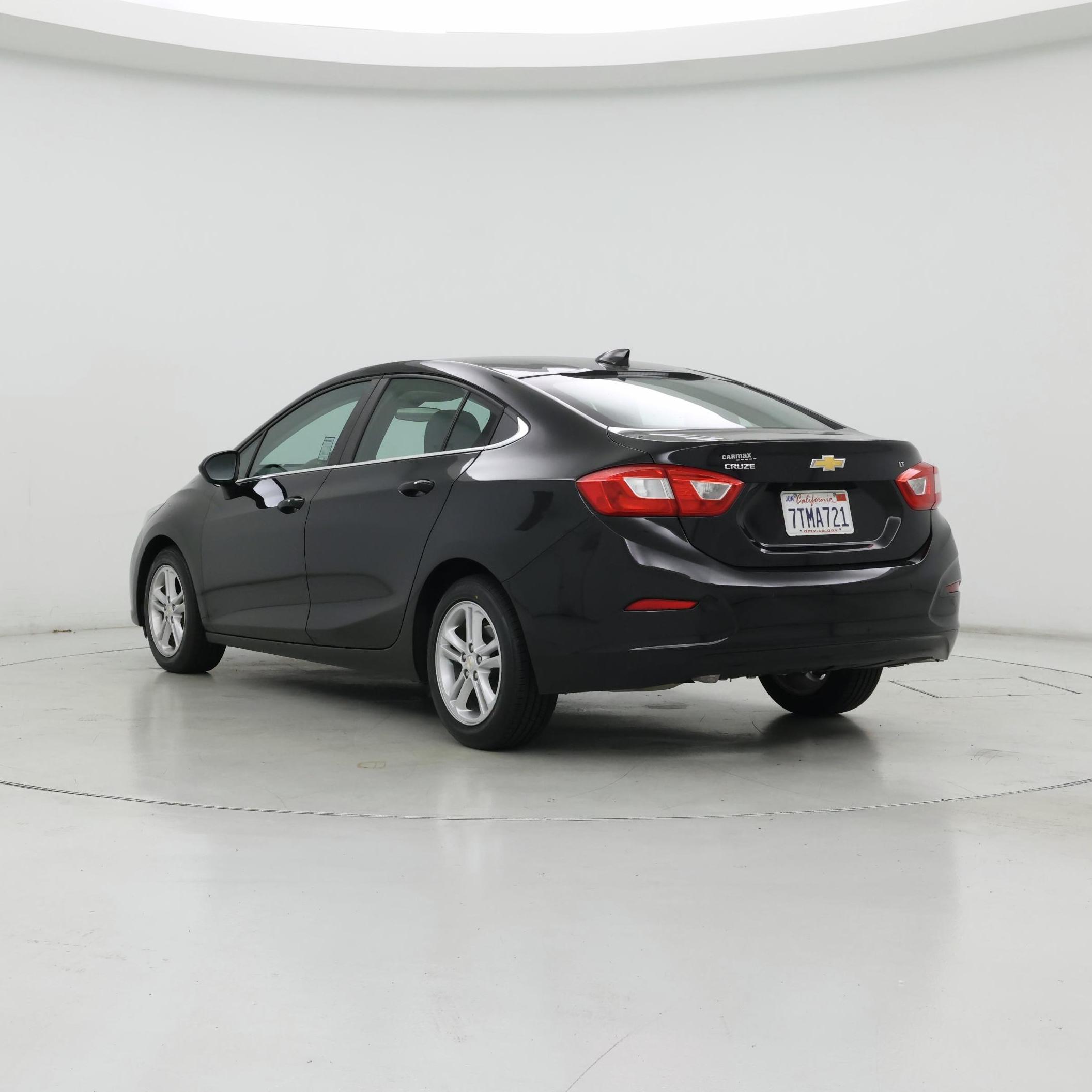Thumbnail: 2016 Chevrolet Cruze - 2