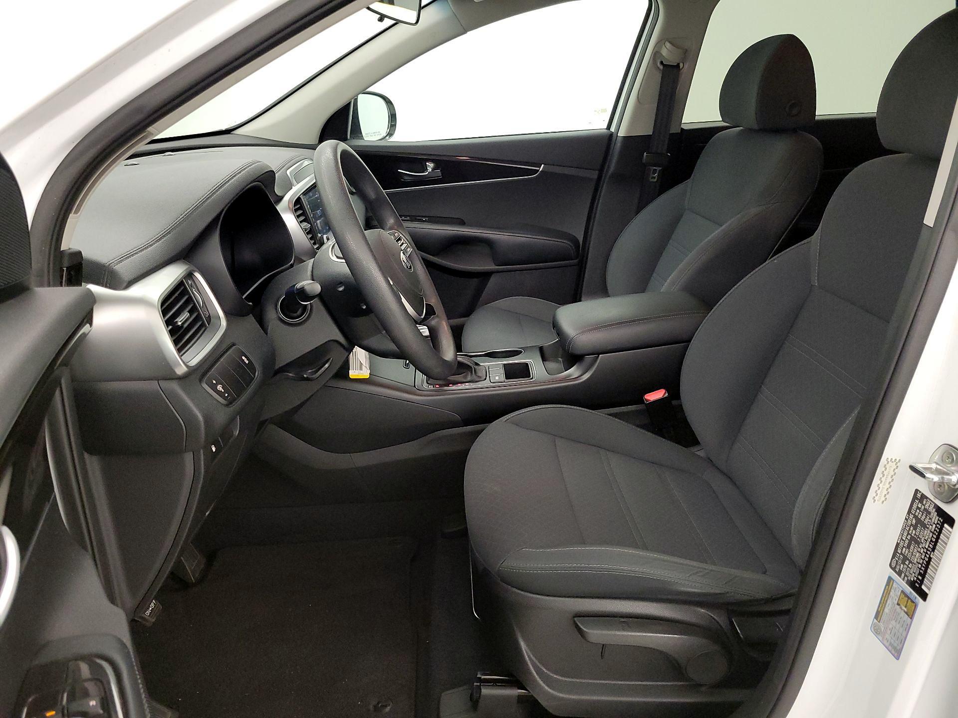 Thumbnail: 2020 Kia Sorento - 11