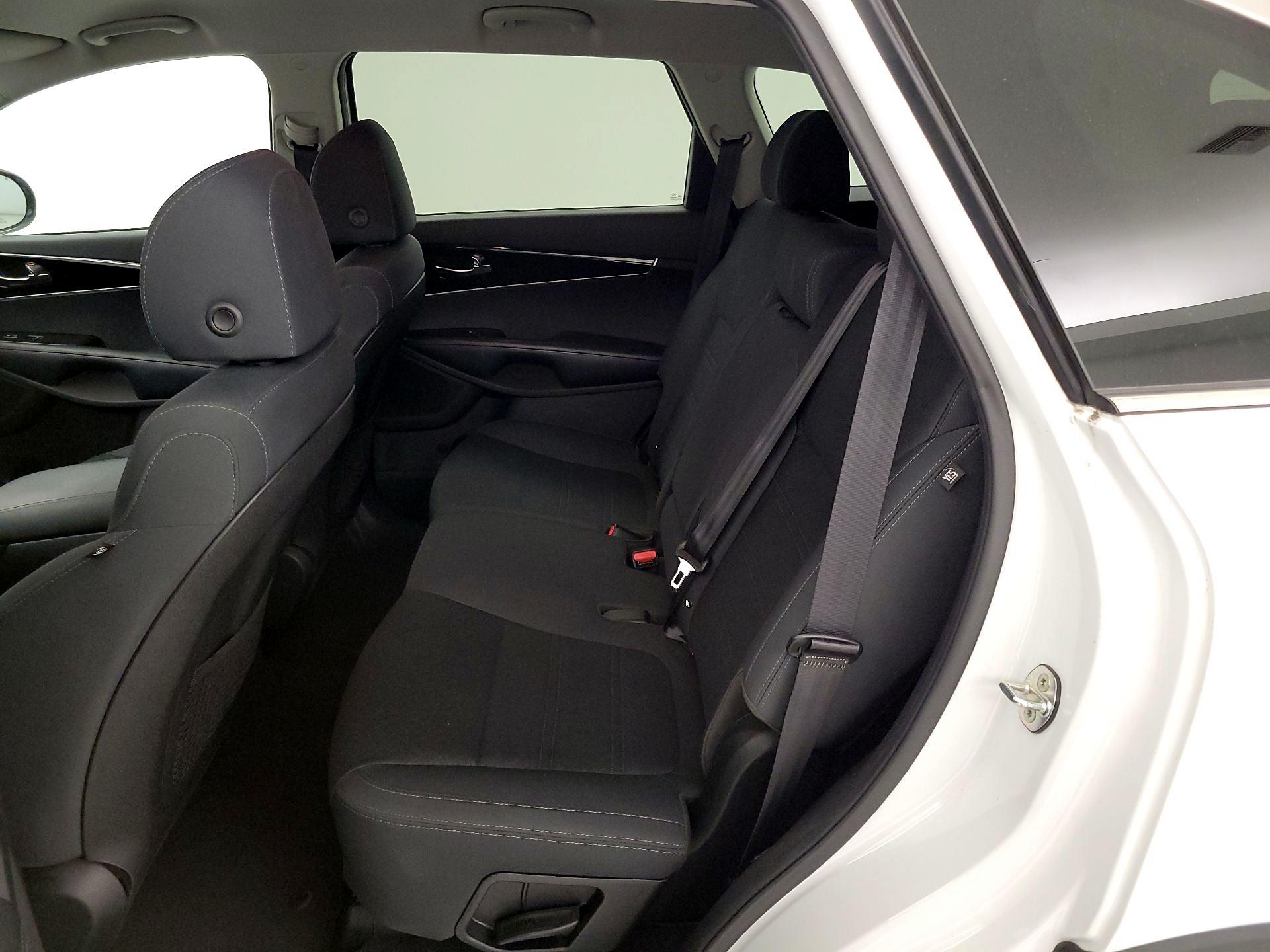 Thumbnail: 2020 Kia Sorento - 19