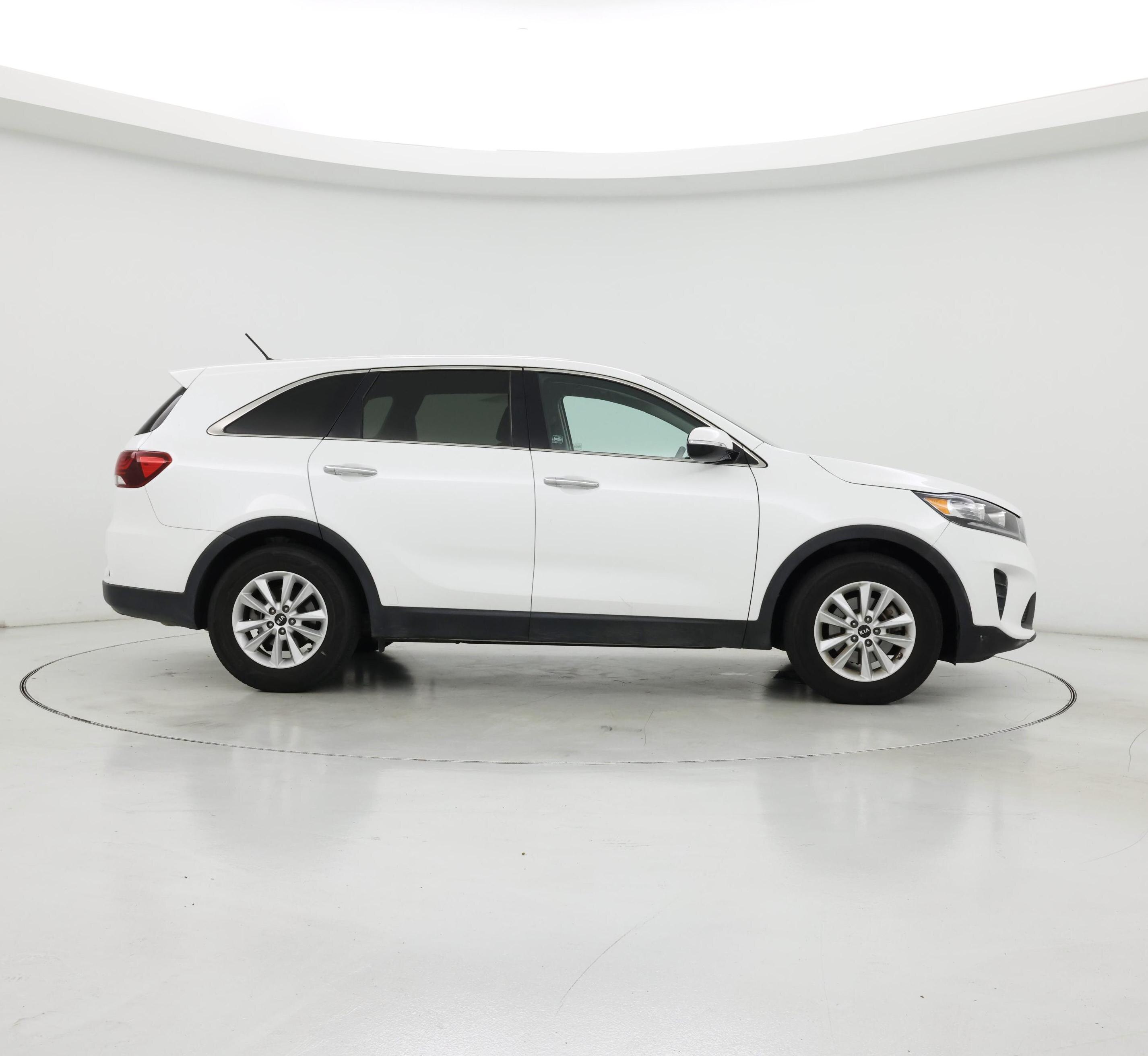 Thumbnail: 2020 Kia Sorento - 7