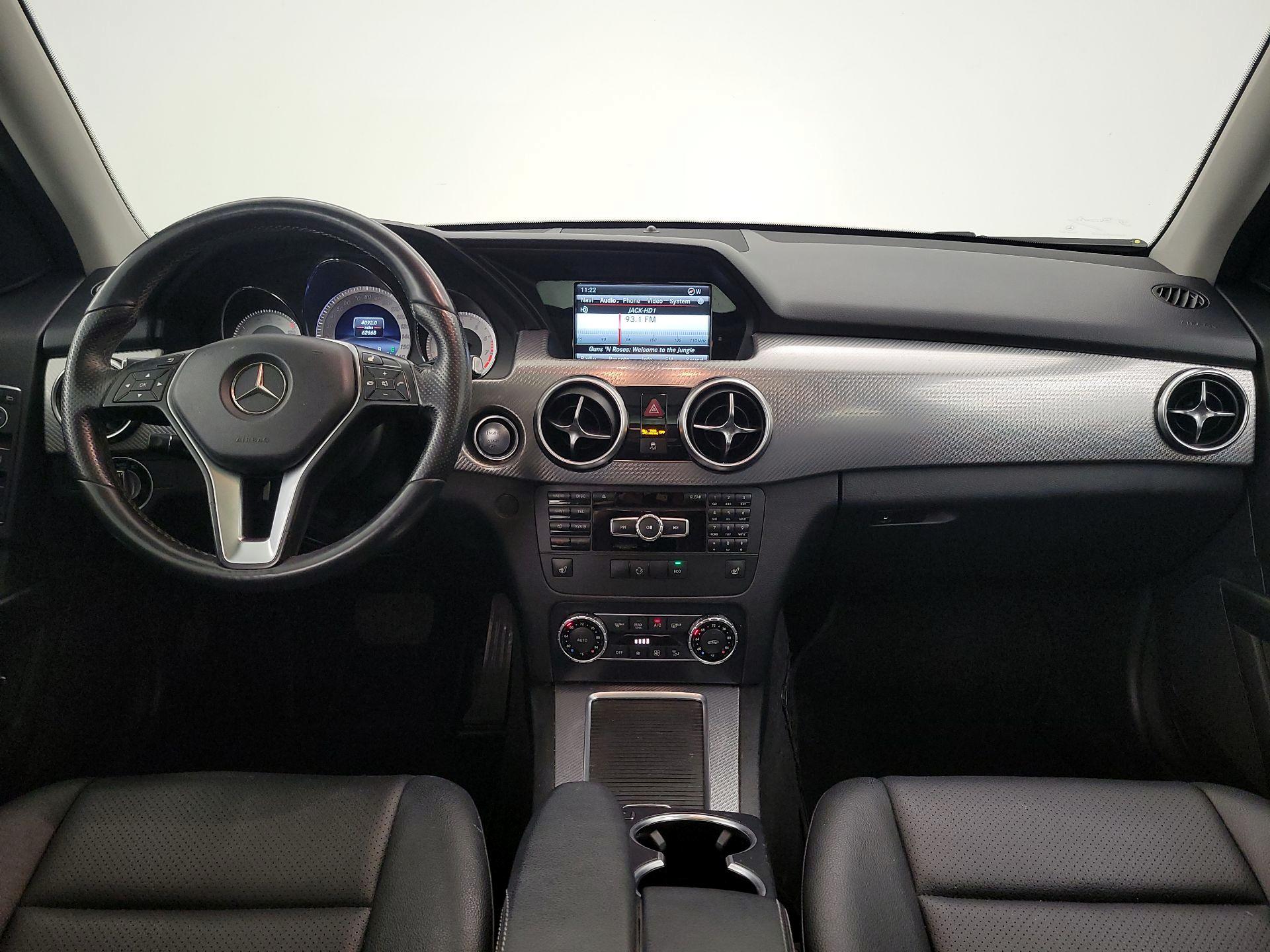 Thumbnail: 2015 Mercedes-Benz GLK - 9